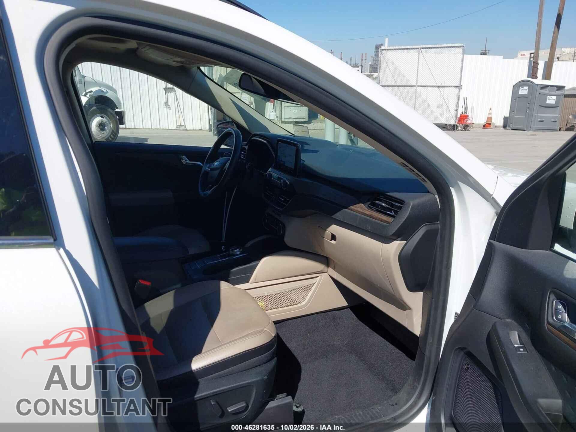 FORD ESCAPE 2020 - 1FMCU9J94LUA11479