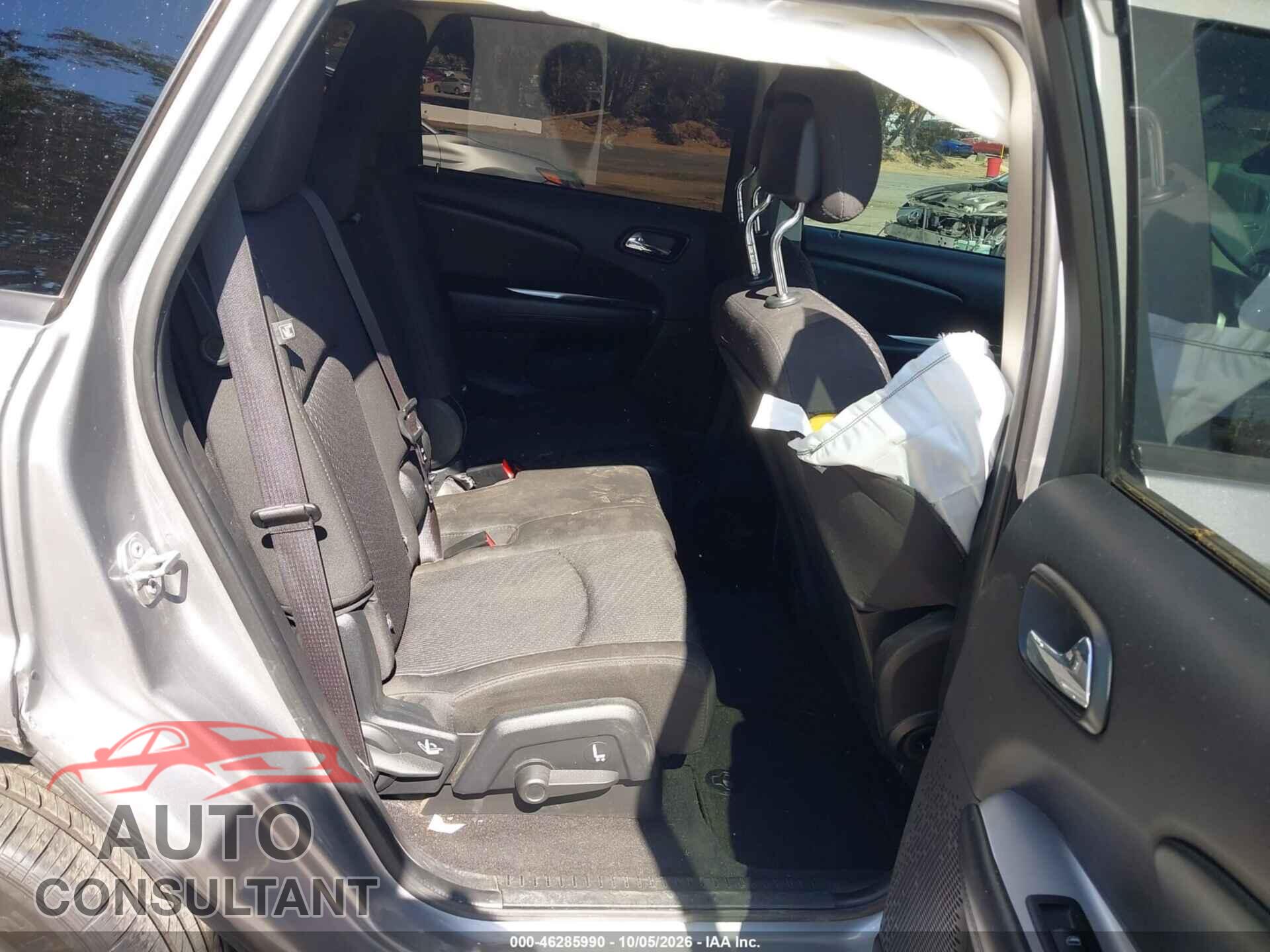 DODGE JOURNEY 2017 - 3C4PDCBG5HT526928