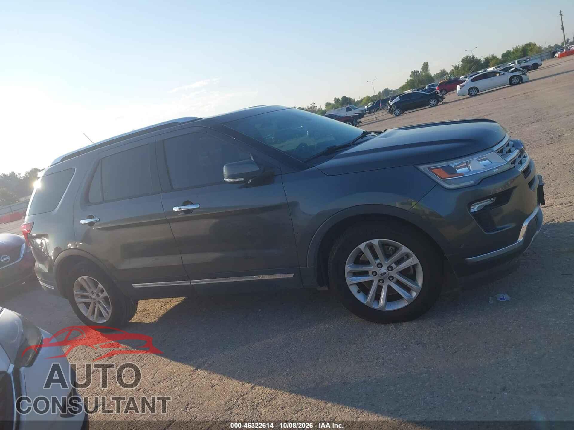 FORD EXPLORER 2018 - 1FM5K7F88JGB29923
