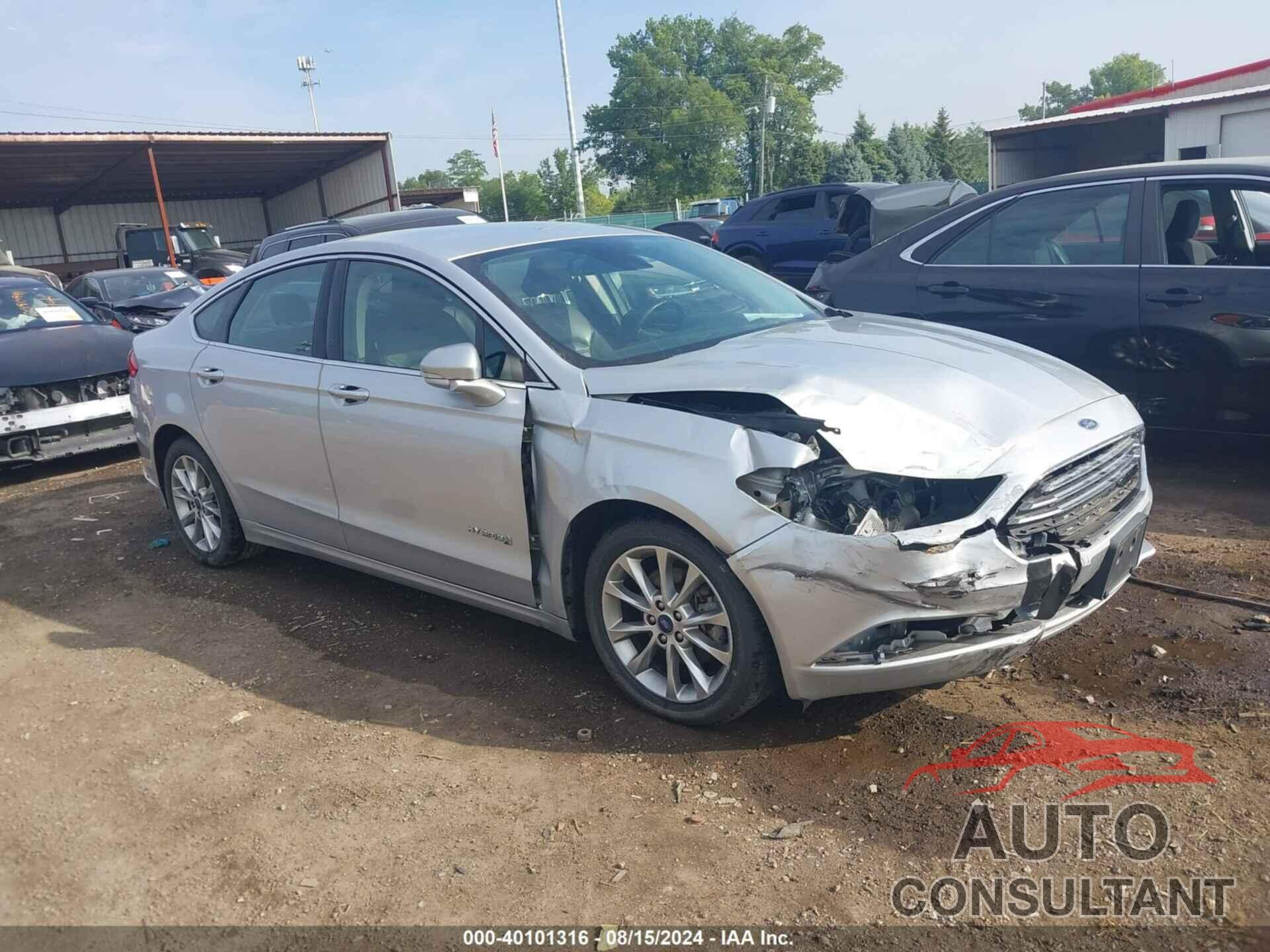 FORD FUSION HYBRID 2017 - 3FA6P0LU8HR288033