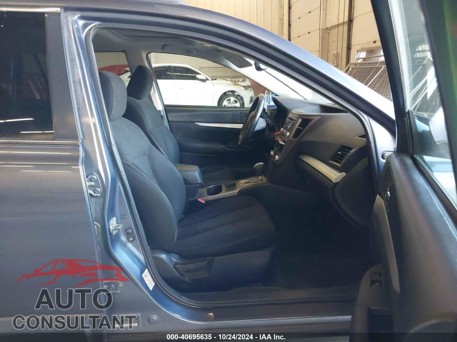 SUBARU OUTBACK 2013 - 4S4BRBGCXD3202676