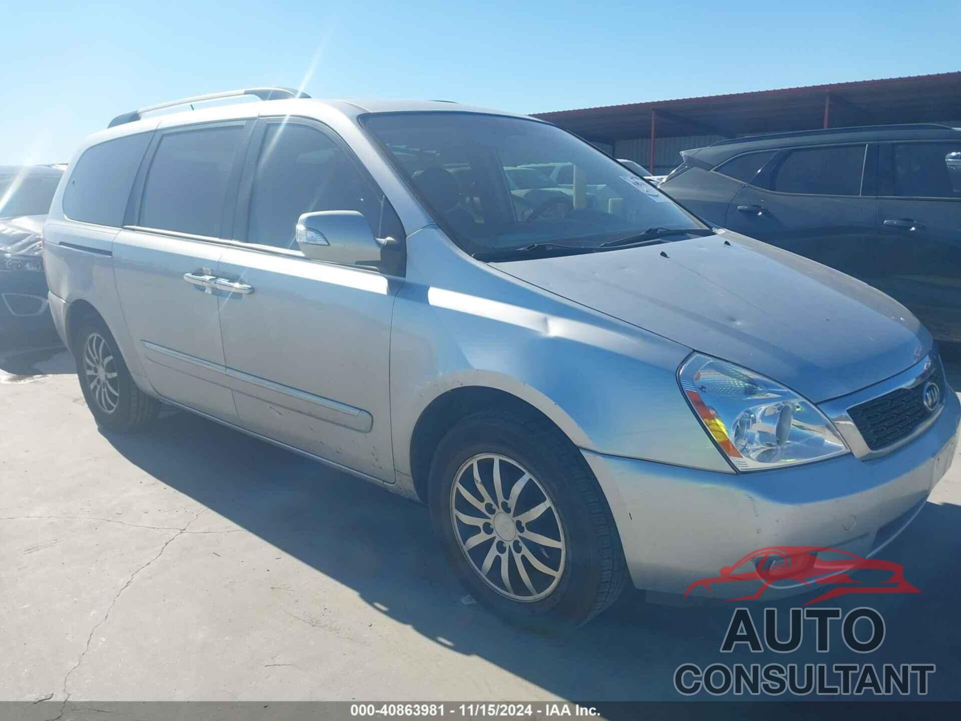 KIA SEDONA 2011 - KNDMH4C76B6369925