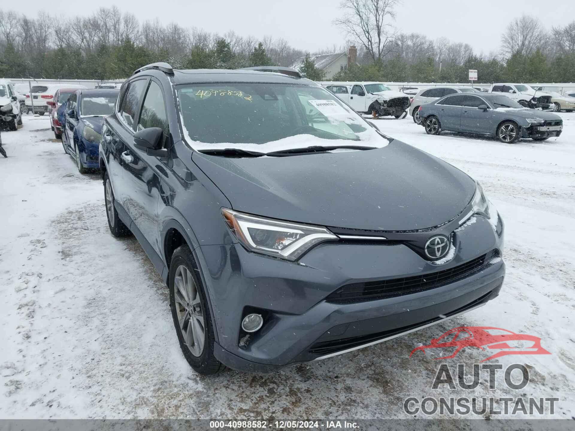 TOYOTA RAV4 2018 - JTMDFREV5JD251633