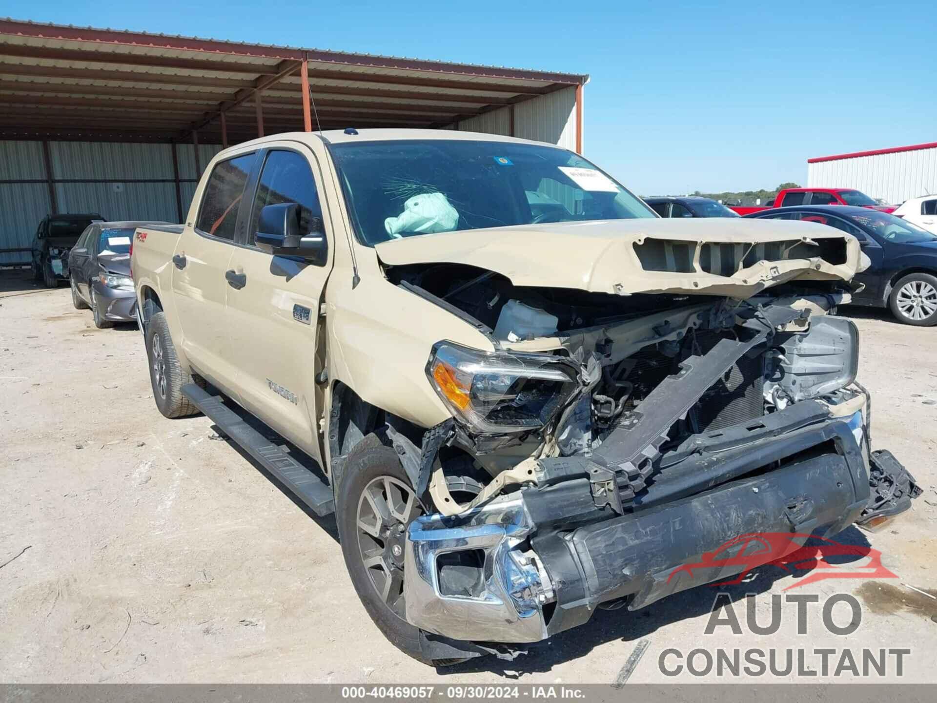 TOYOTA TUNDRA 2018 - 5TFDY5F11JX733724