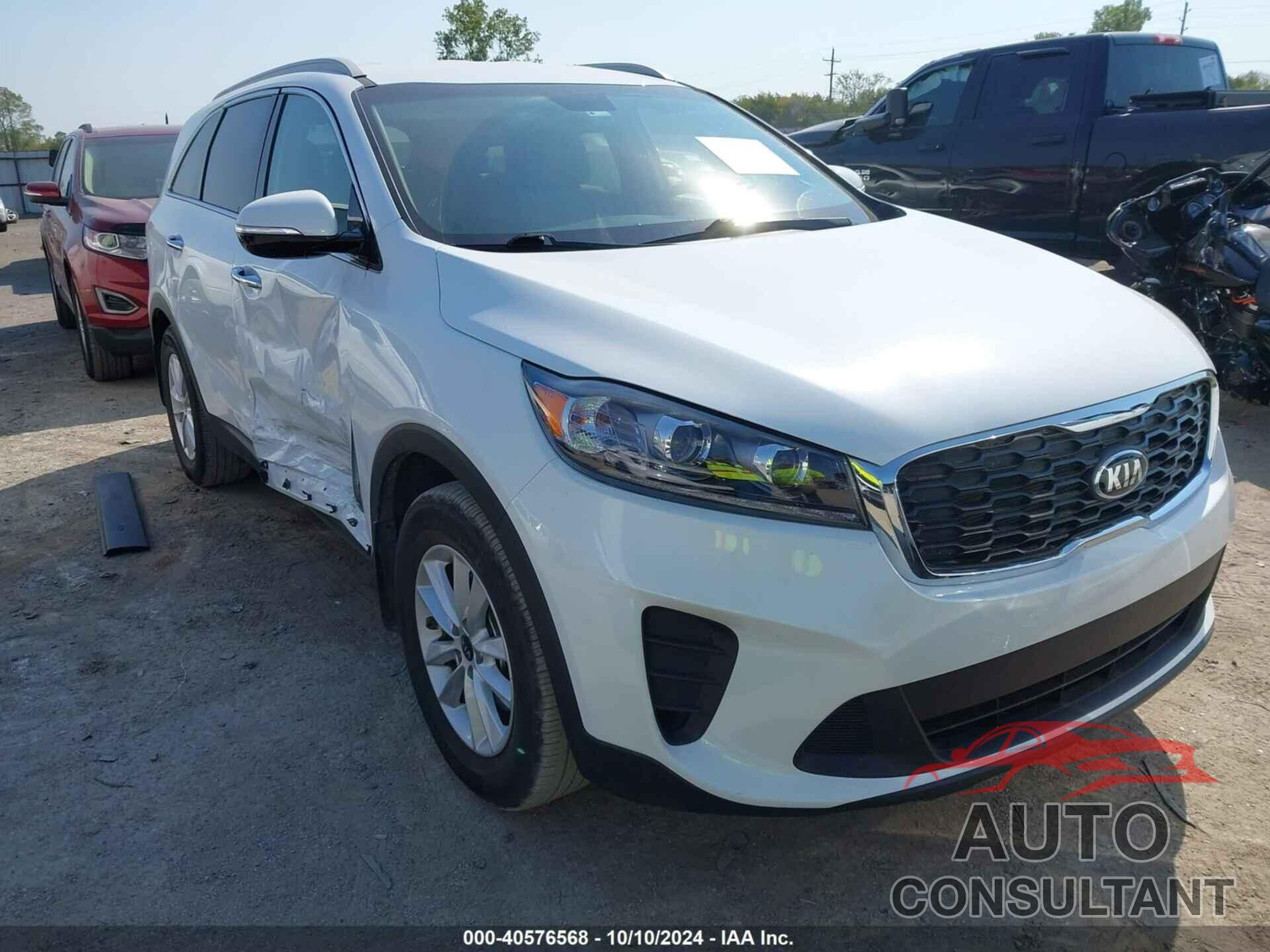 KIA SORENTO 2019 - 5XYPG4A31KG436816