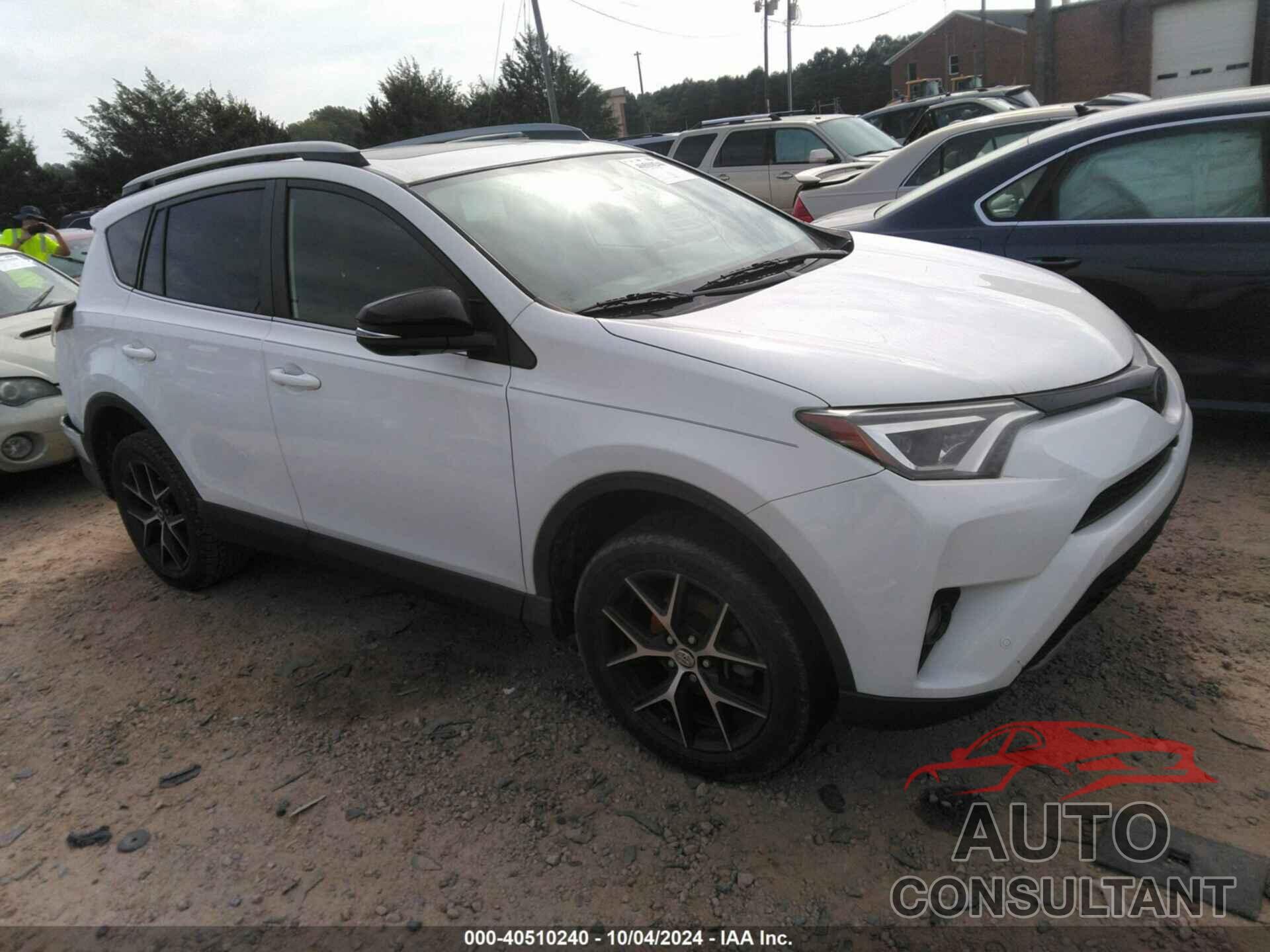 TOYOTA RAV4 2018 - JTMNFREV7JD118750