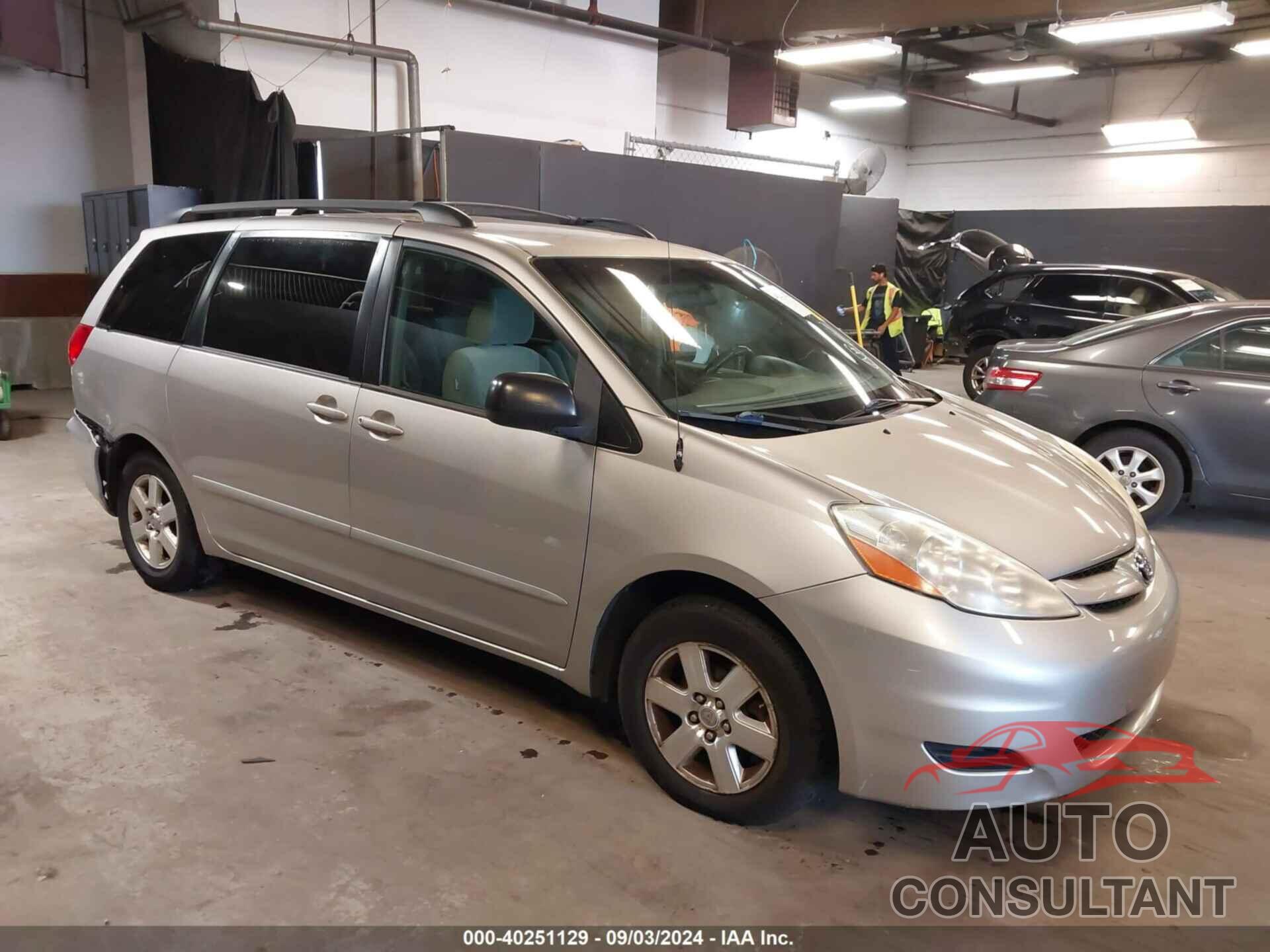 TOYOTA SIENNA 2009 - 5TDZK23C39S259627