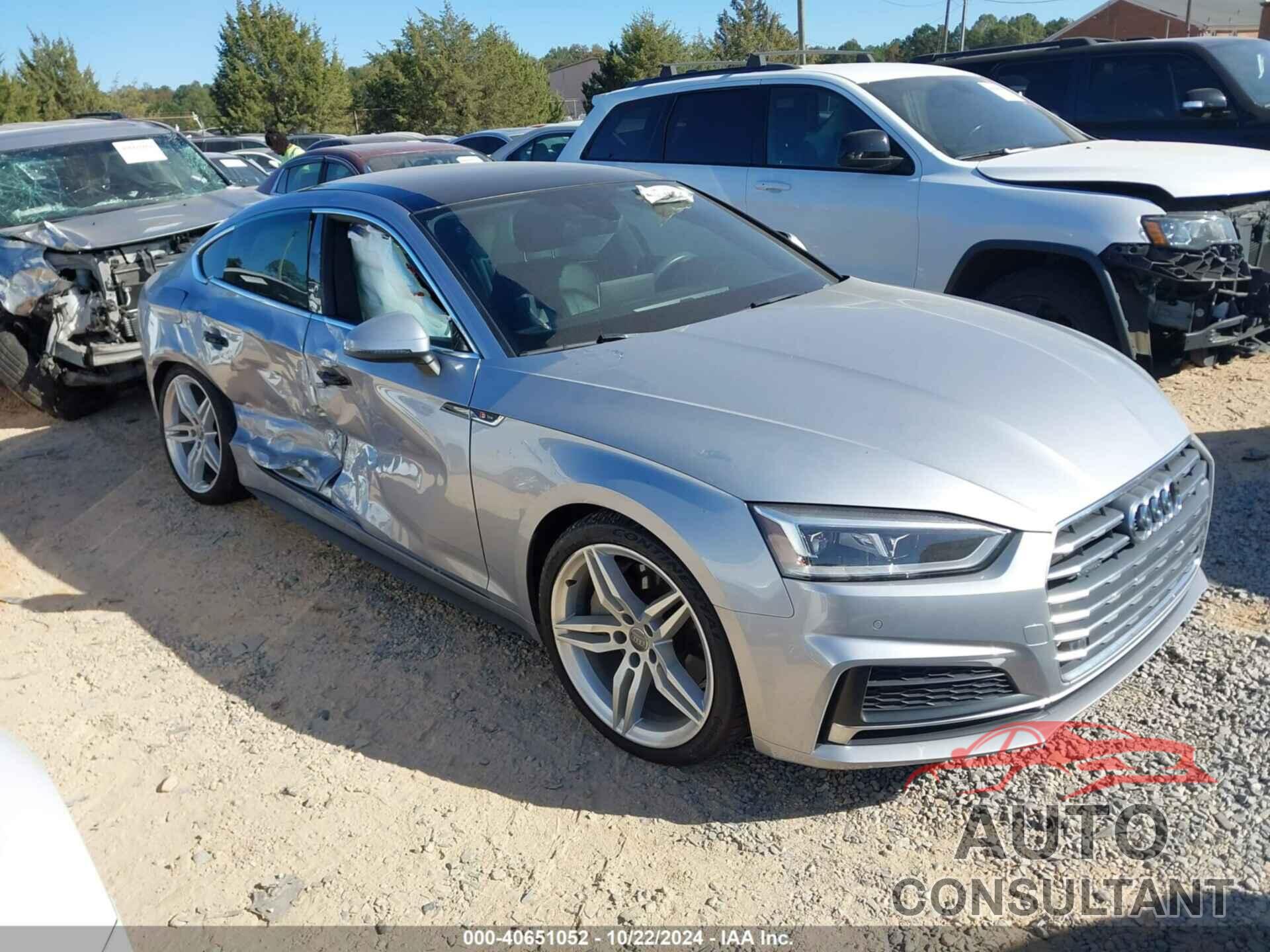 AUDI A5 2019 - WAUENCF56KA077350