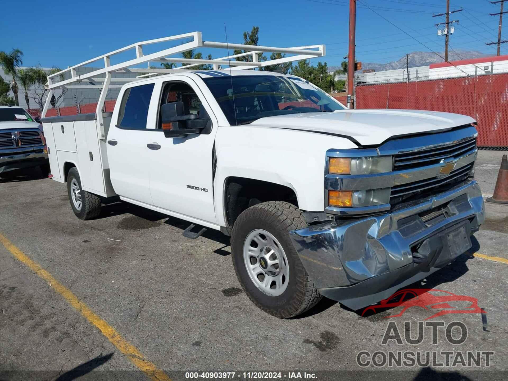 CHEVROLET SILVERADO 3500HD 2015 - 1GB4KYCG9FF572004