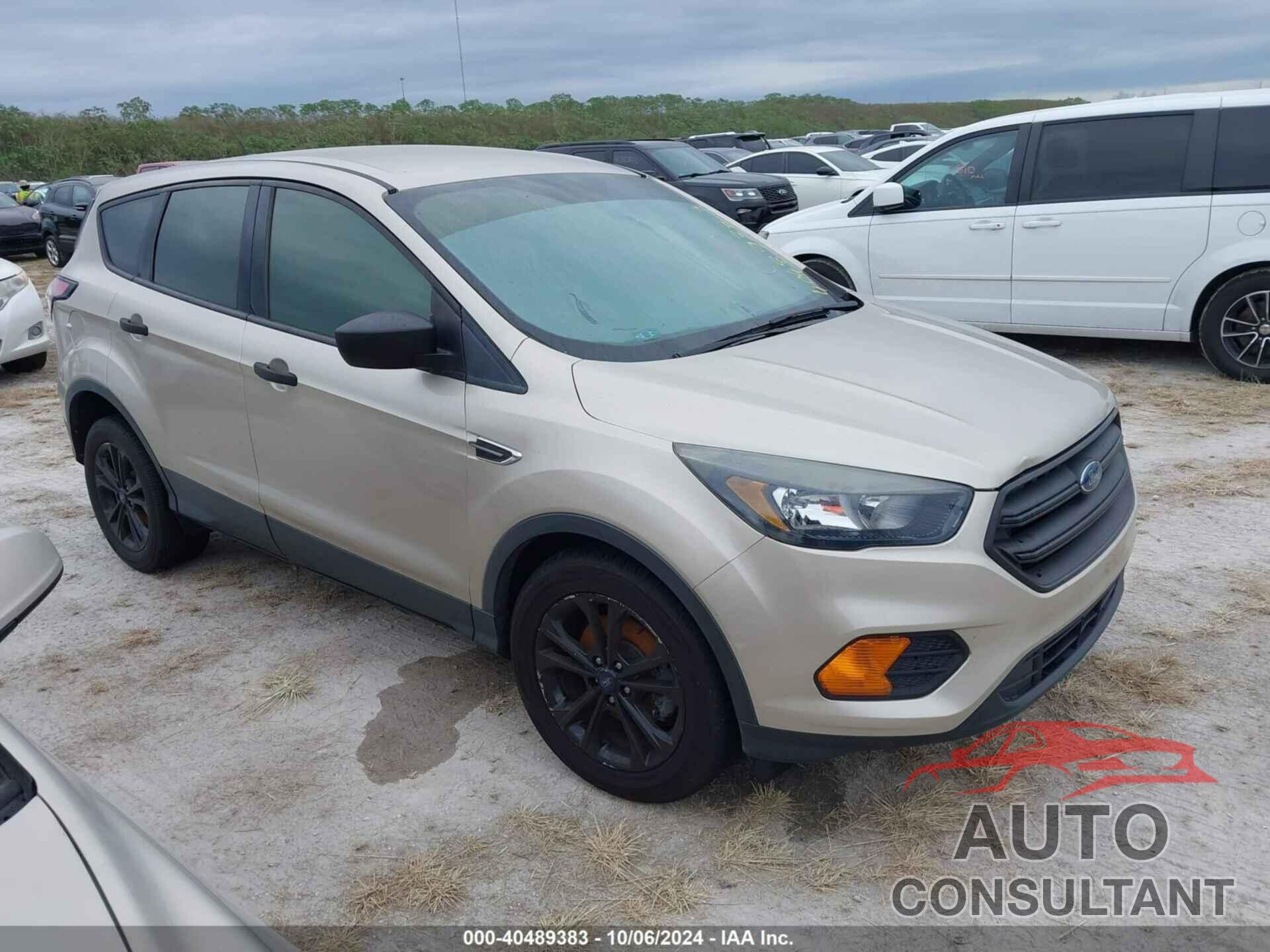 FORD ESCAPE 2018 - 1FMCU0F72JUB97264