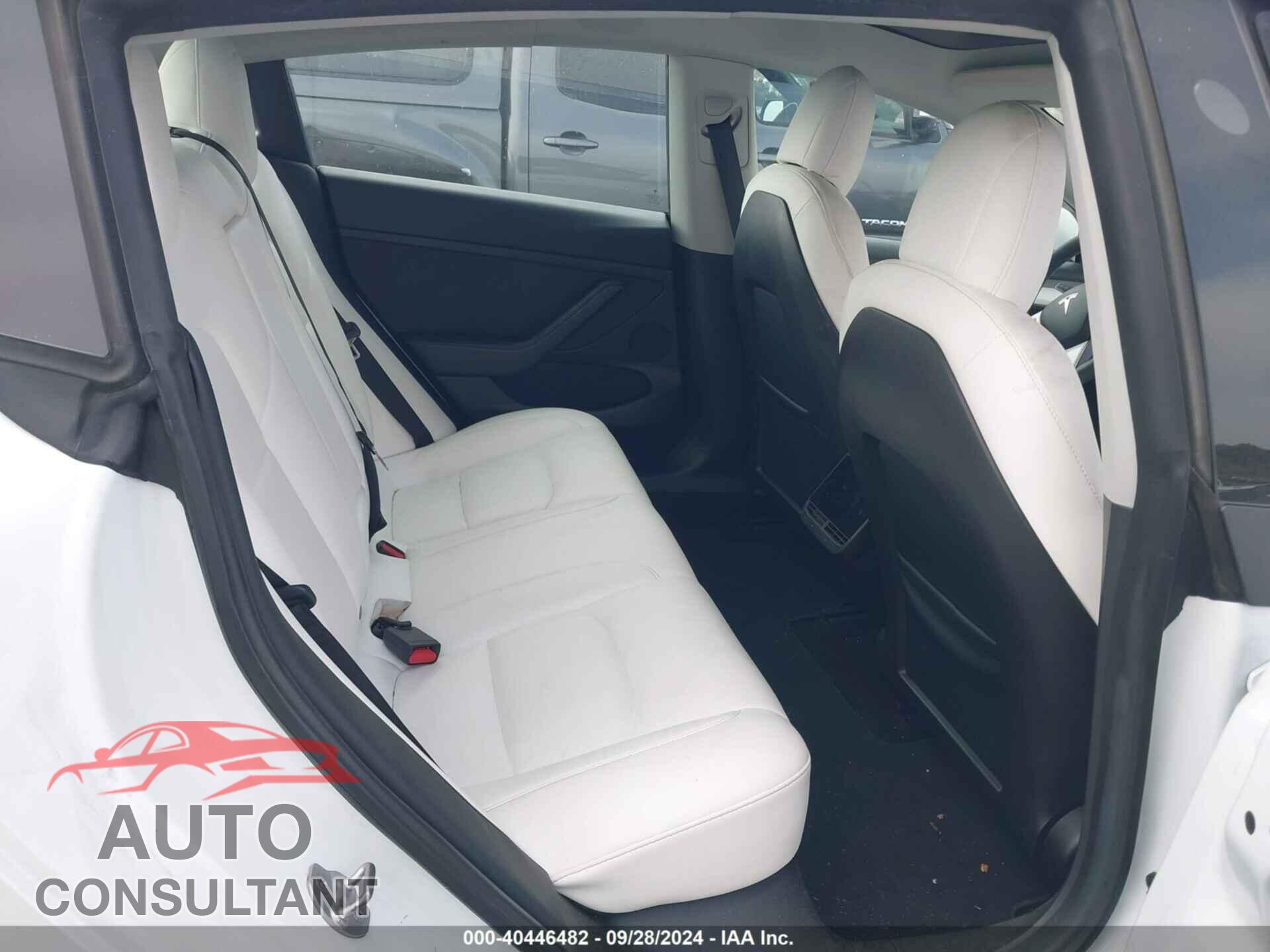 TESLA MODEL 3 2022 - 5YJ3E1EB2NF196014