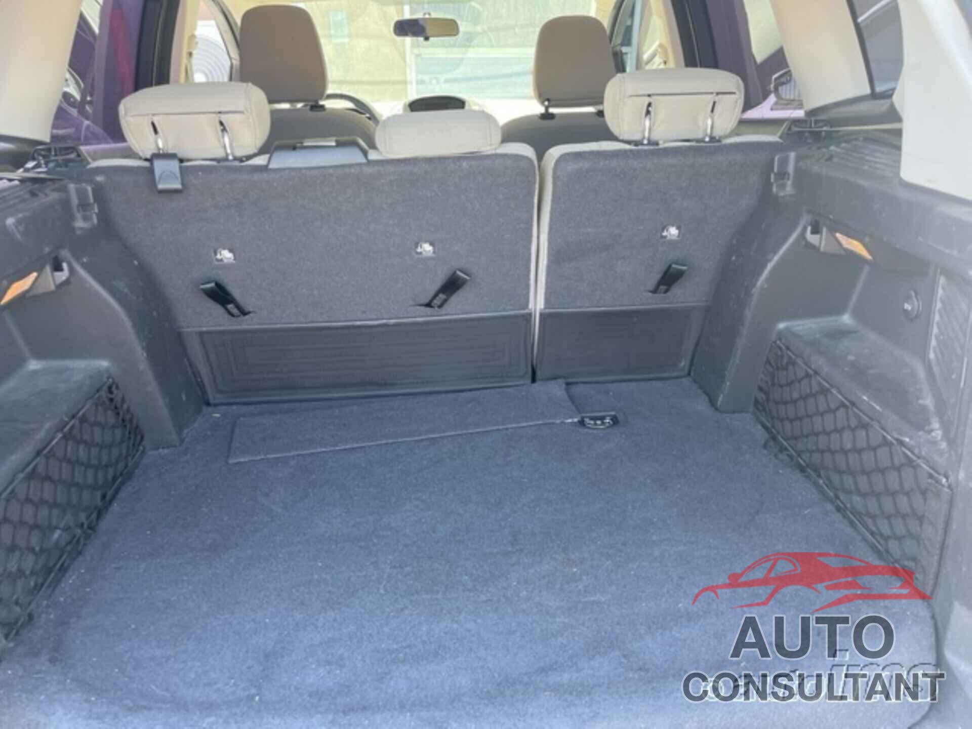 FORD C-MAX 2018 - 1FADP5AU3JL102782