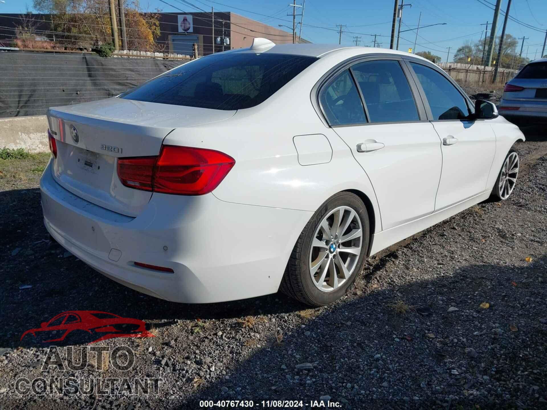 BMW 320I 2016 - WBA8E5G54GNU20499