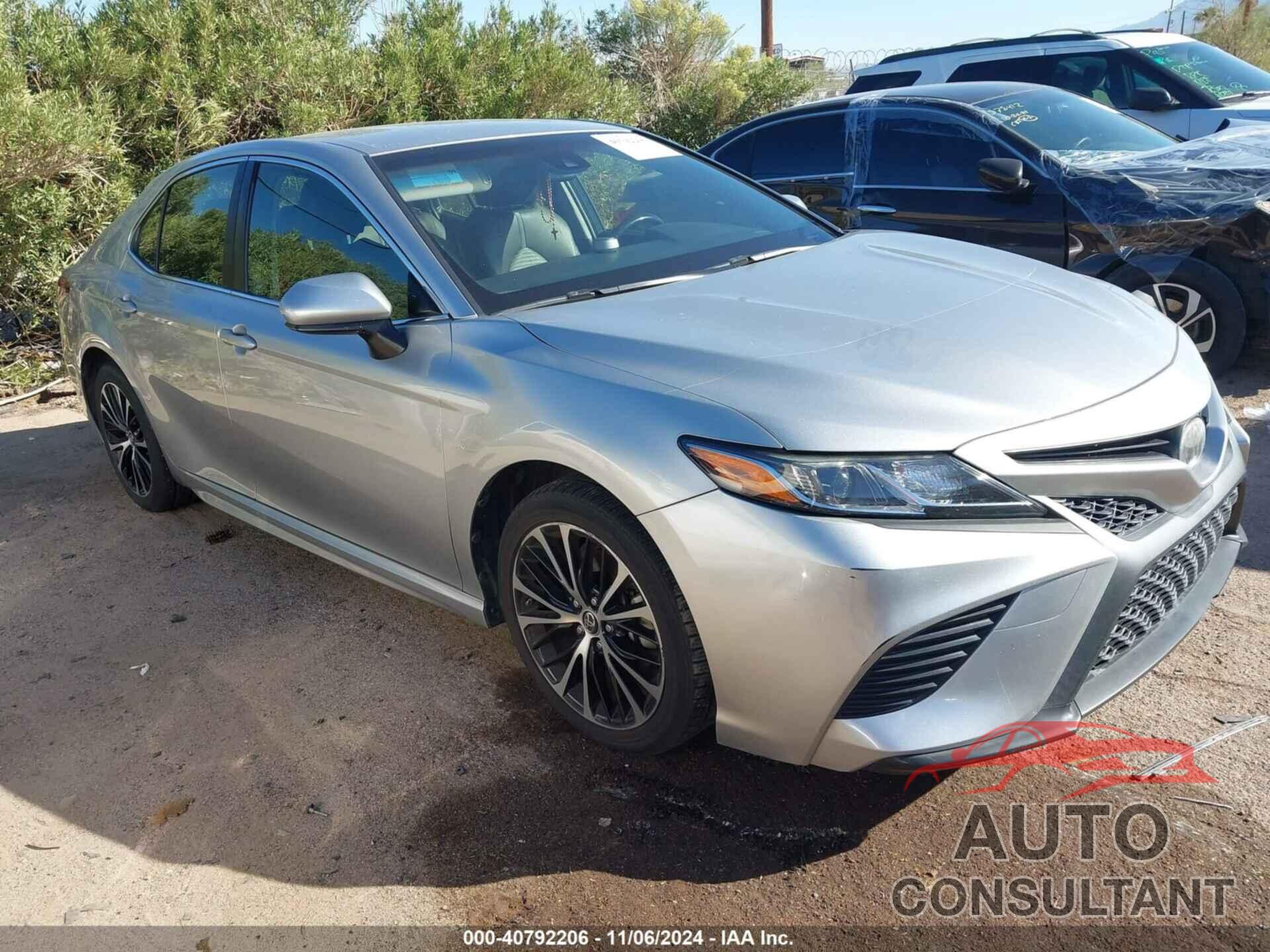 TOYOTA CAMRY 2018 - JTNB11HK5J3015798