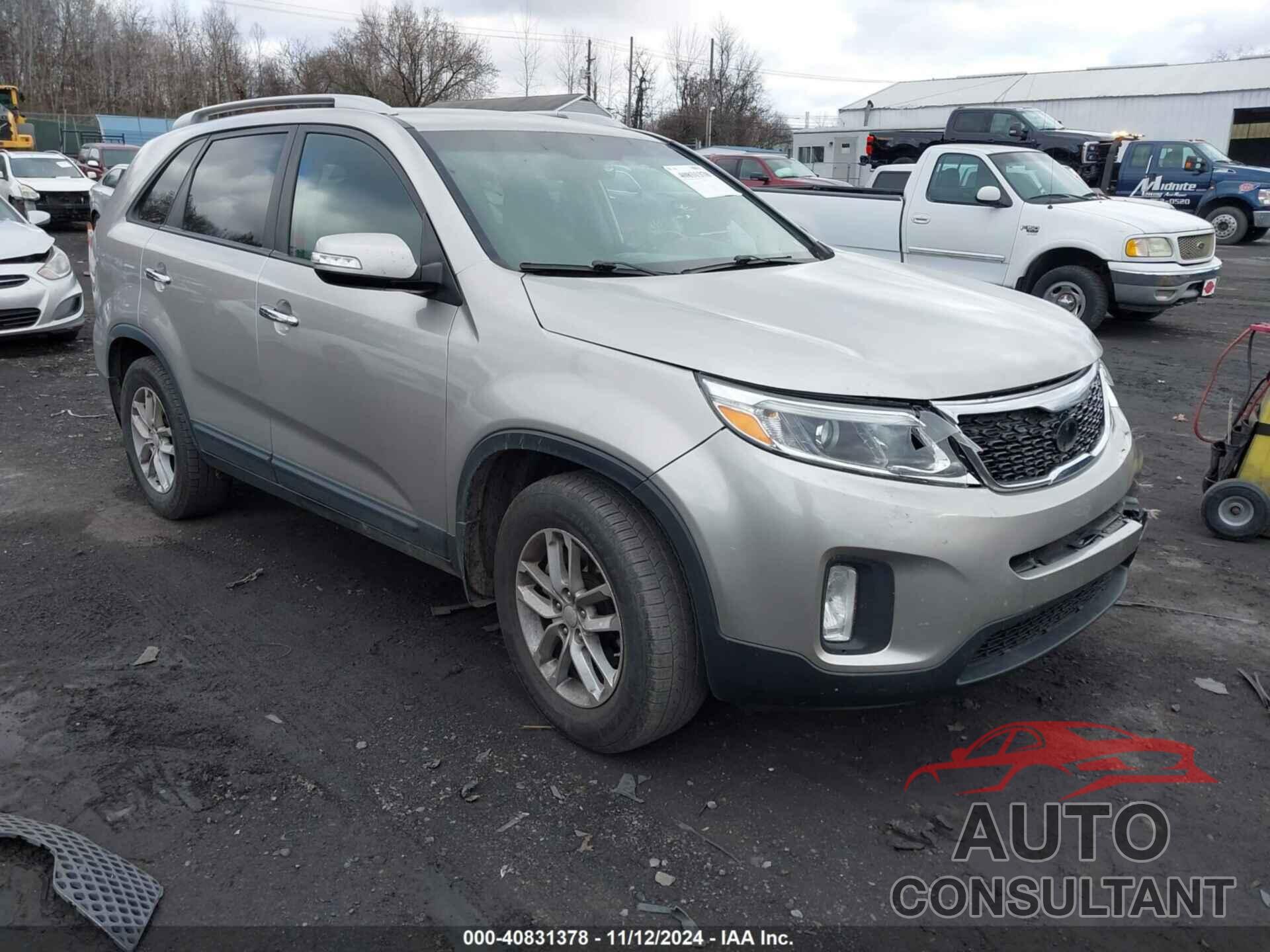 KIA SORENTO 2014 - 5XYKTDA60EG493058