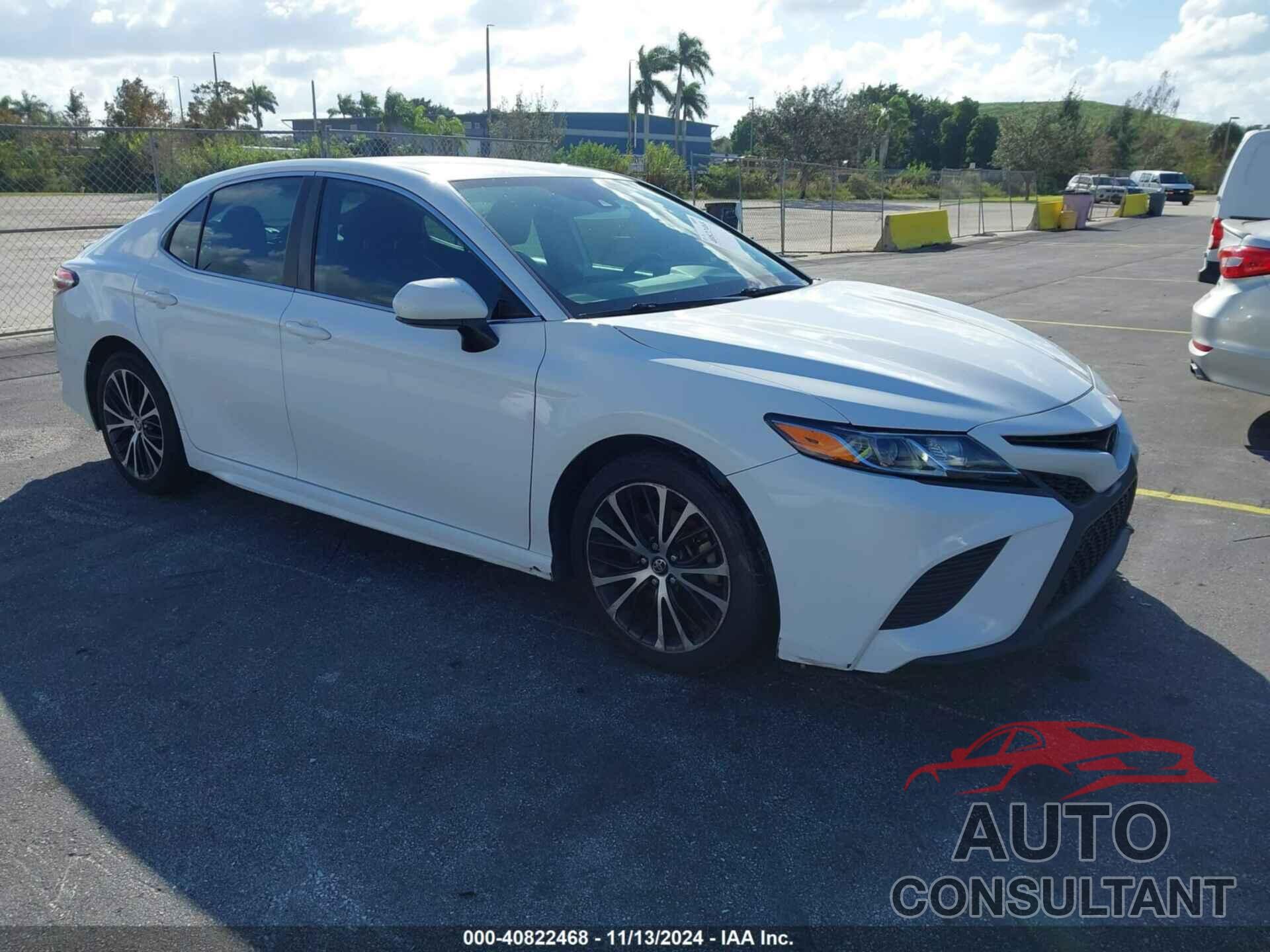 TOYOTA CAMRY 2020 - 4T1G11AKXLU381527