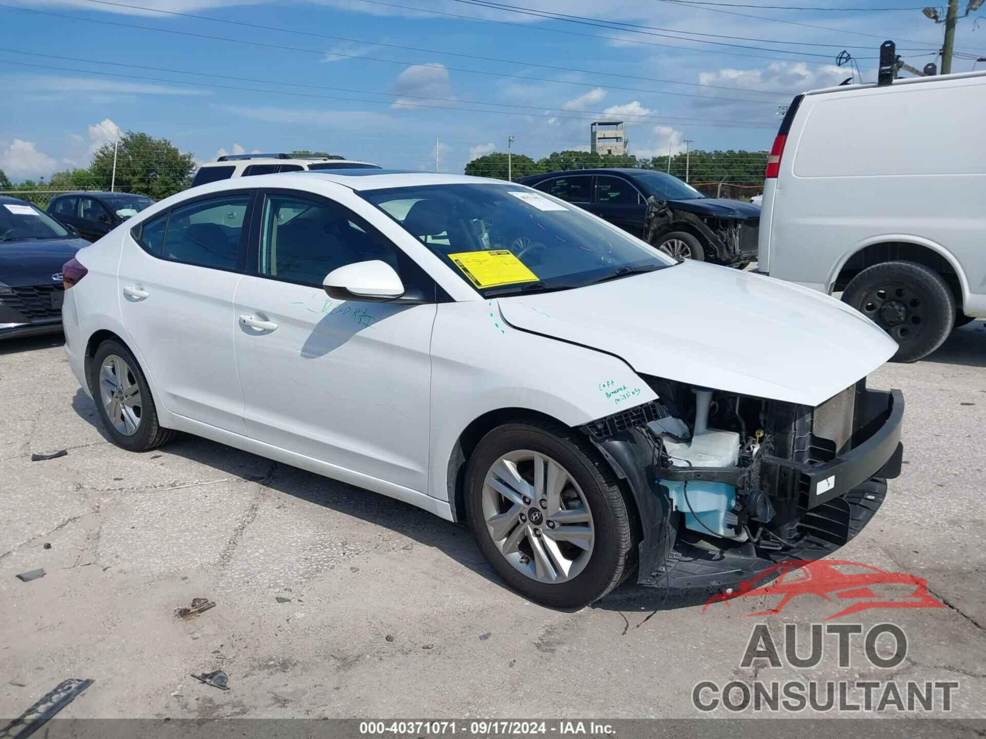 HYUNDAI ELANTRA 2020 - 5NPD84LF1LH593702