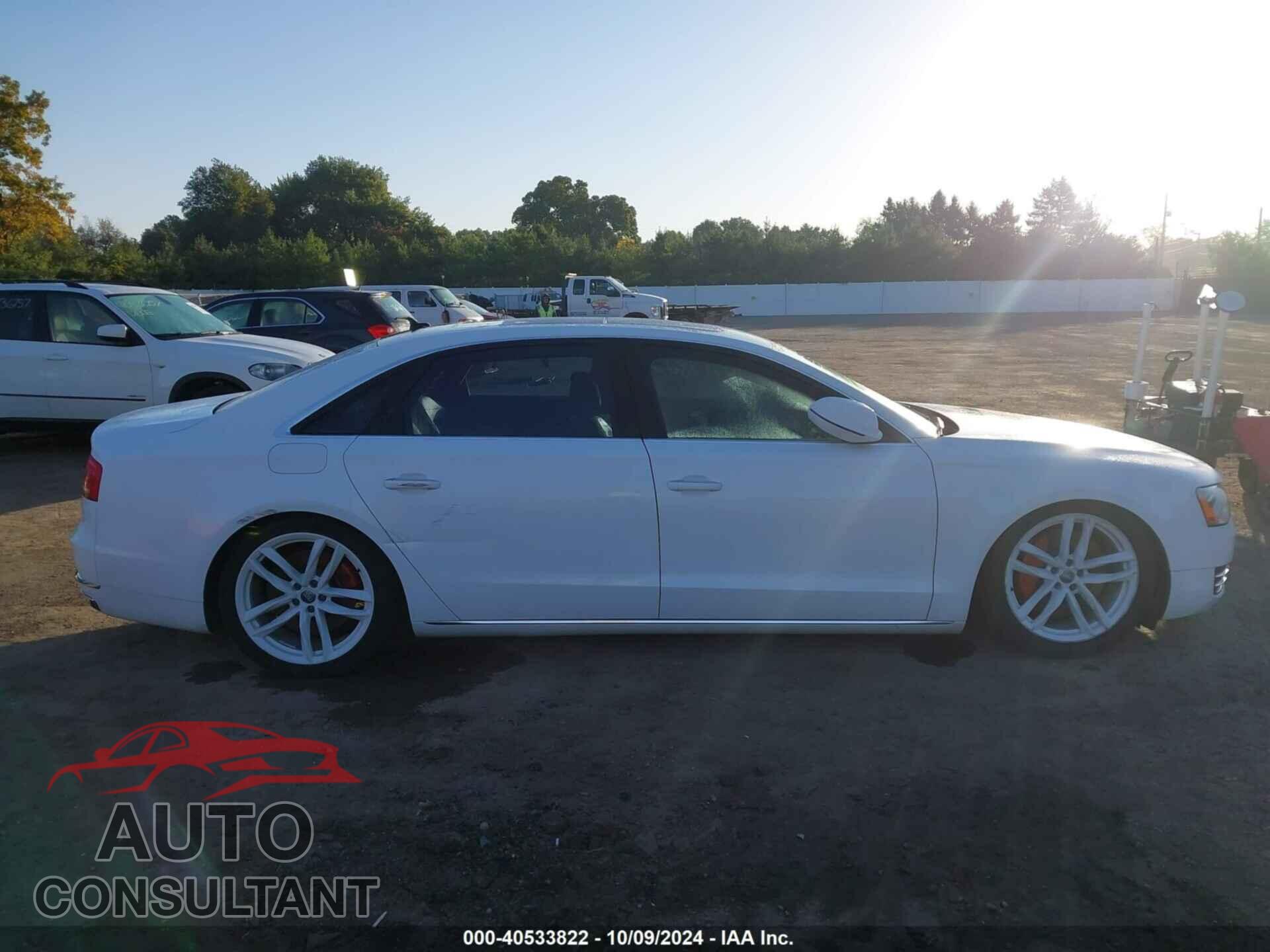 AUDI A8 L 2013 - WAUR2AFD2DN012514