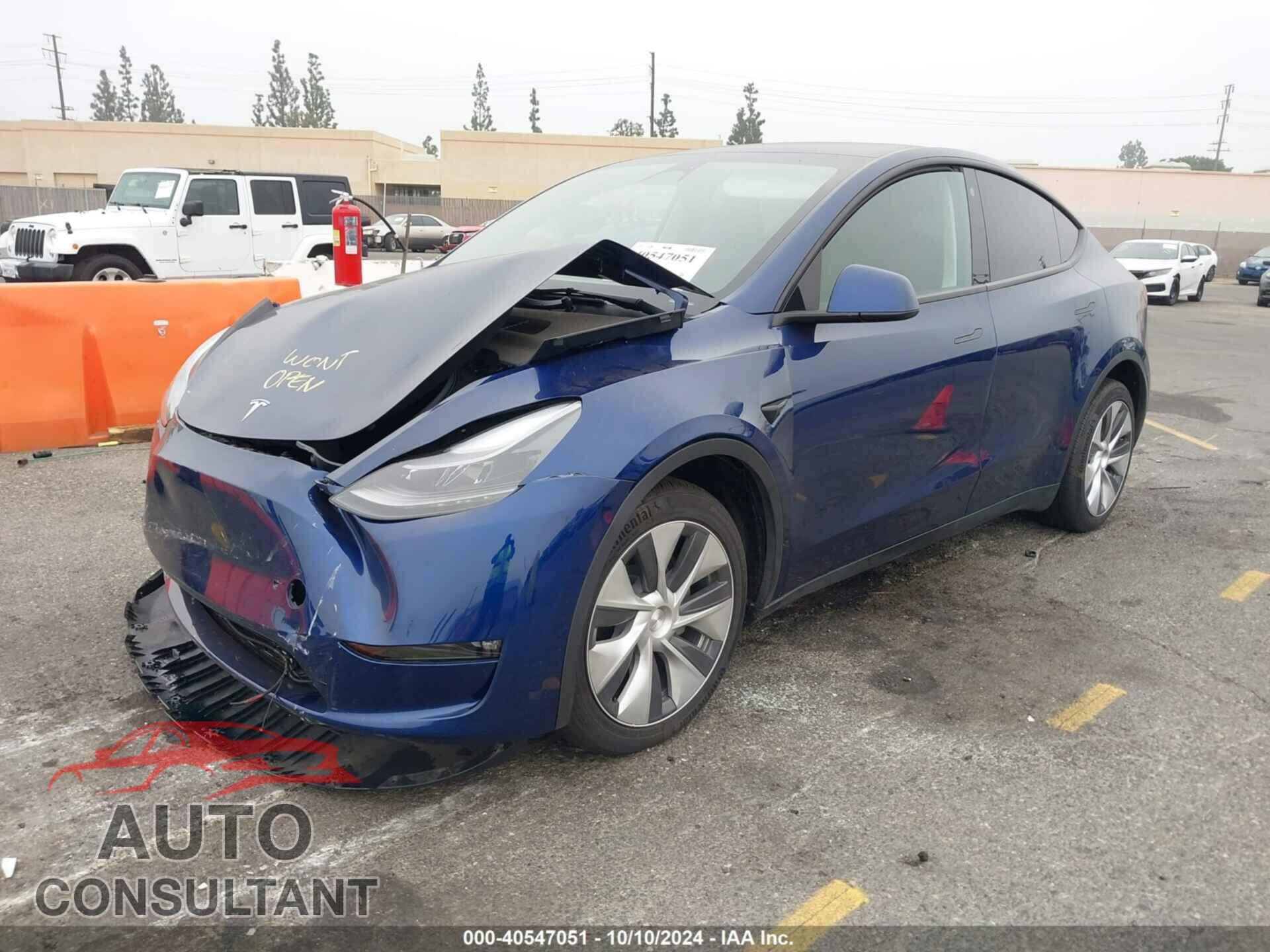 TESLA MODEL Y 2023 - 7SAYGAEEXPF752800