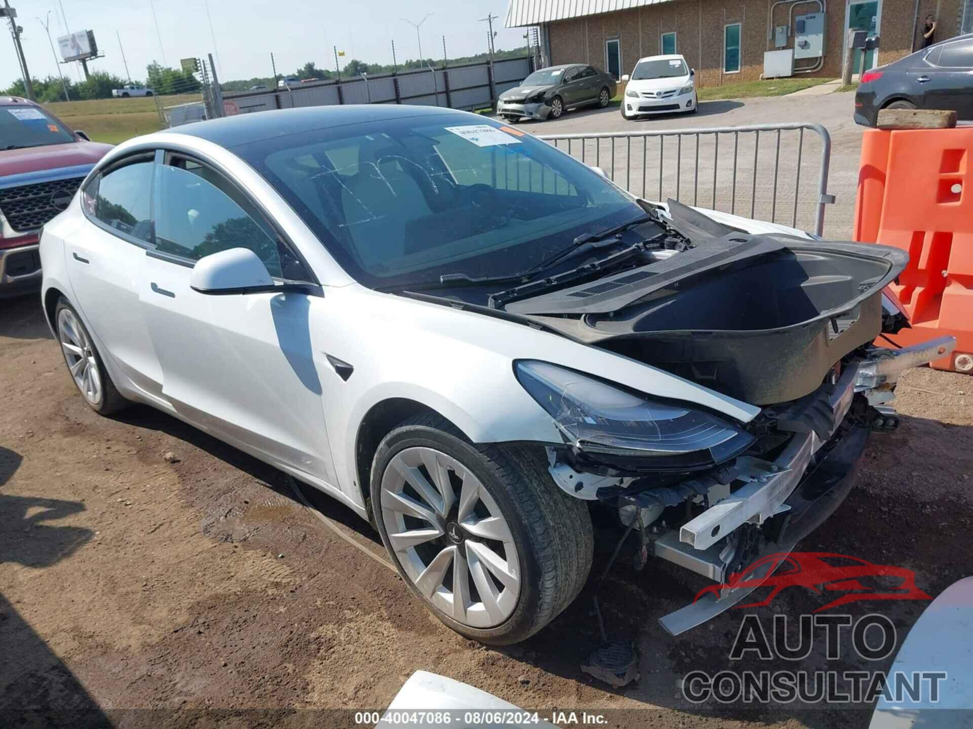 TESLA MODEL 3 2021 - 5YJ3E1EA5MF851319