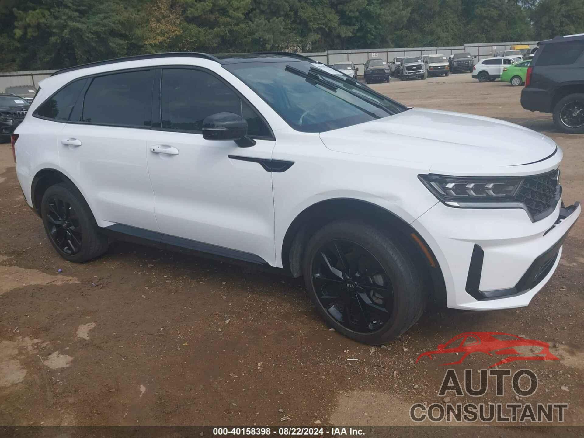 KIA SORENTO 2021 - 5XYRK4LF9MG030140