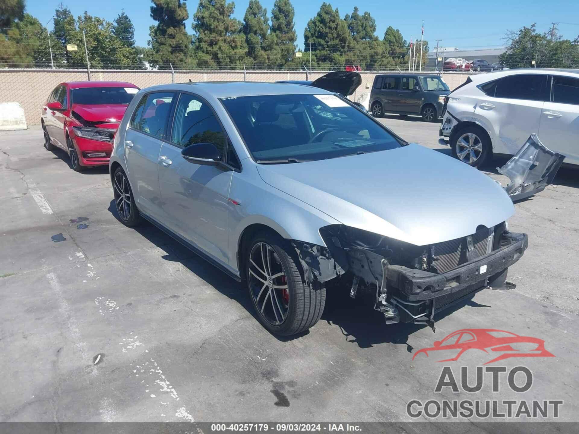 VOLKSWAGEN GOLF GTI 2017 - 3VW547AU3HM025792