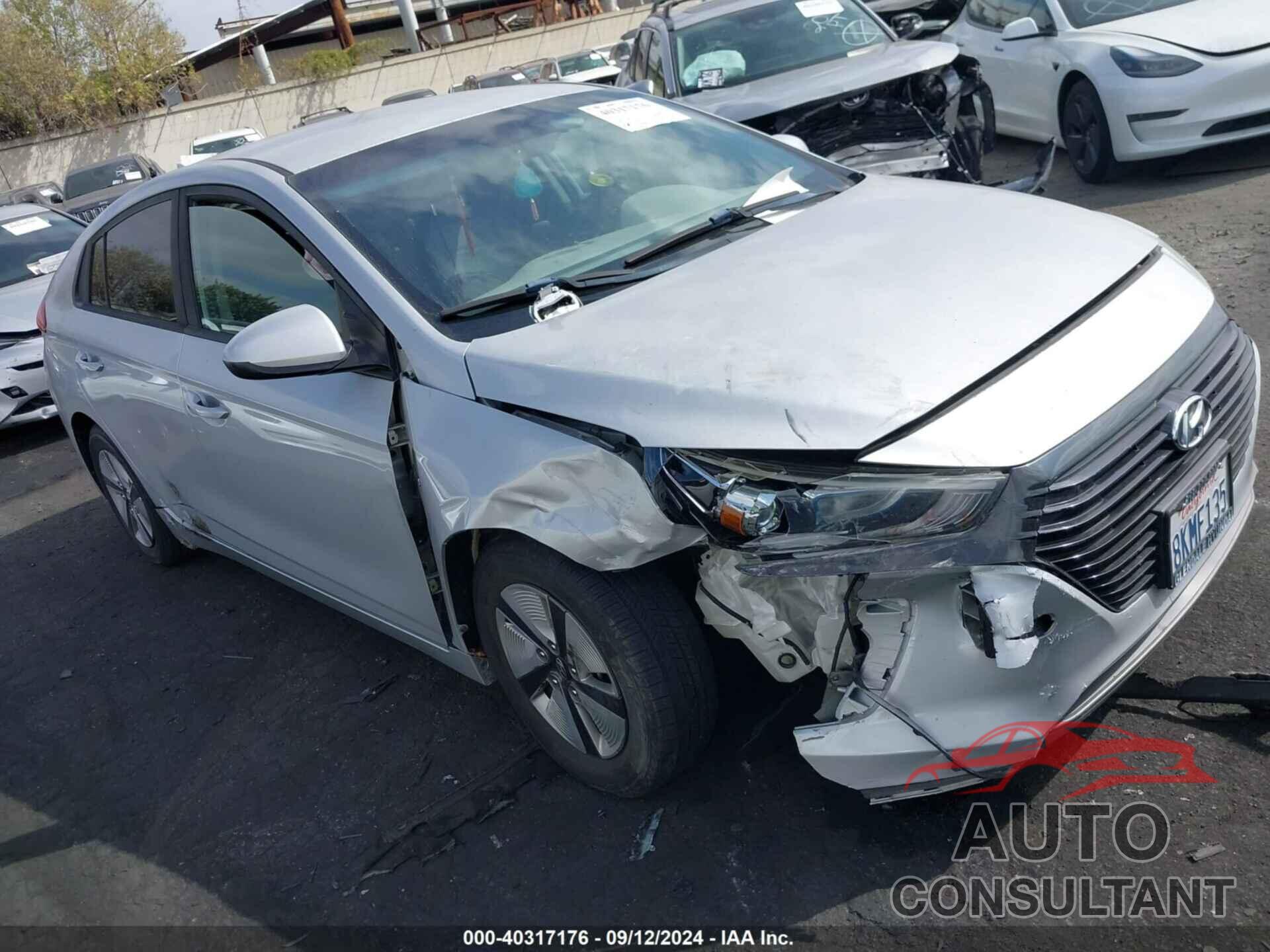 HYUNDAI IONIQ HYBRID 2019 - KMHC65LC4KU131356