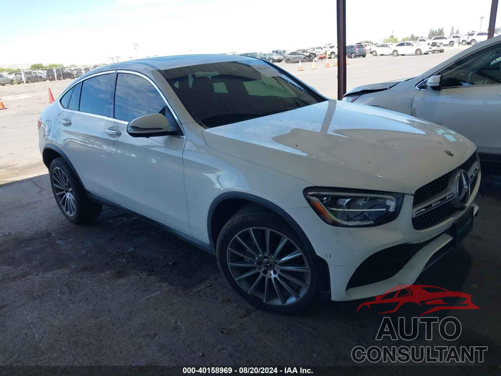 MERCEDES-BENZ GLC 300 2022 - W1N0J8EB8NG057611