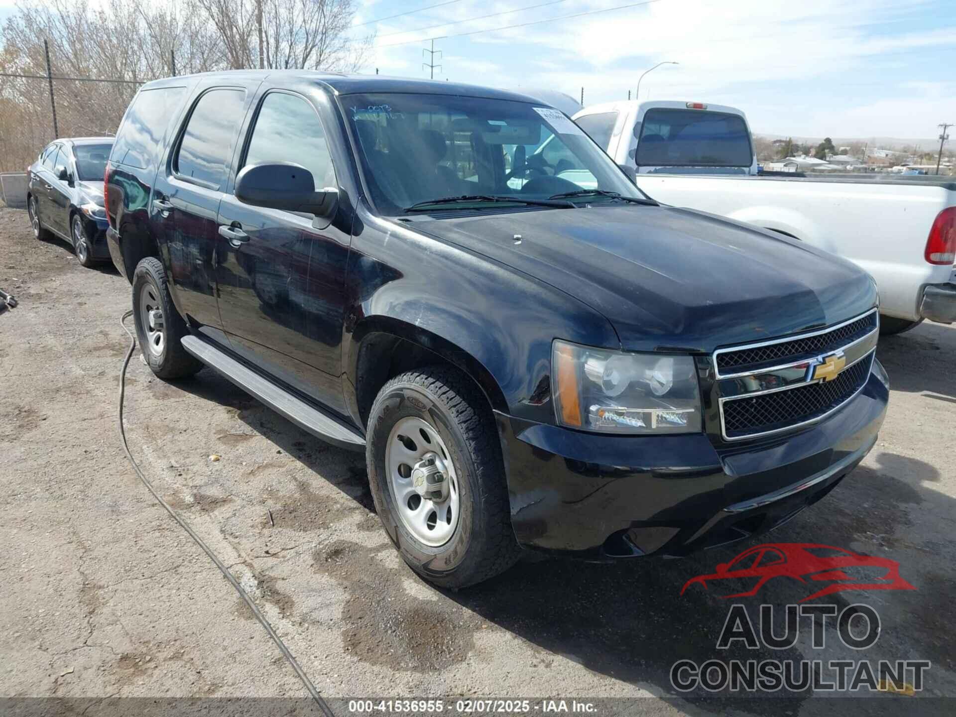 CHEVROLET TAHOE 2013 - 1GNSK2E05DR286363