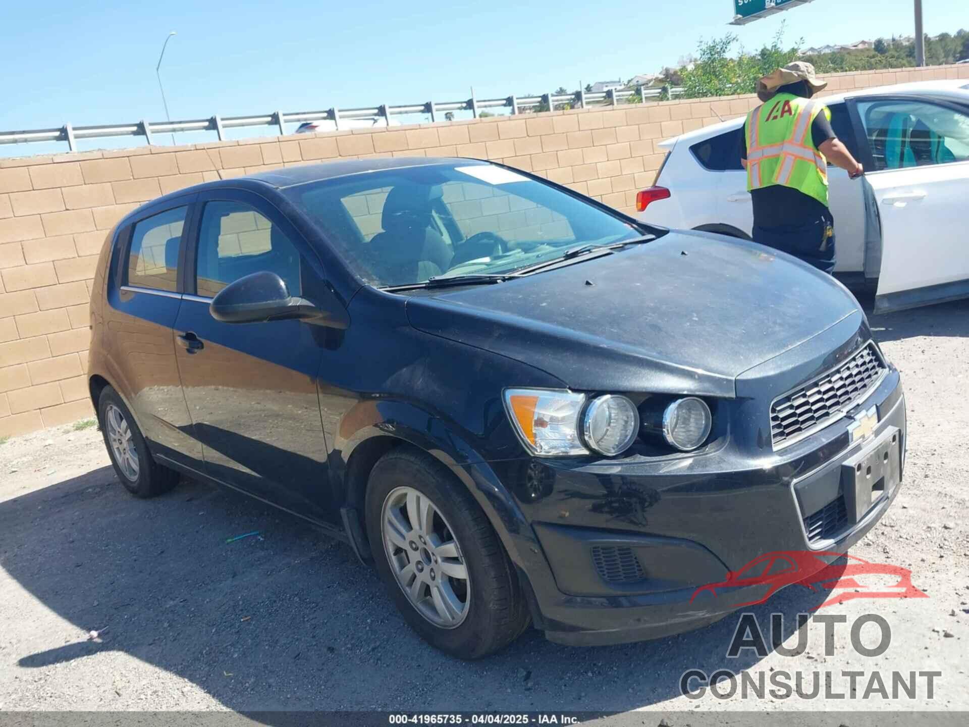 CHEVROLET SONIC 2013 - 1G1JC6SG6D4233218