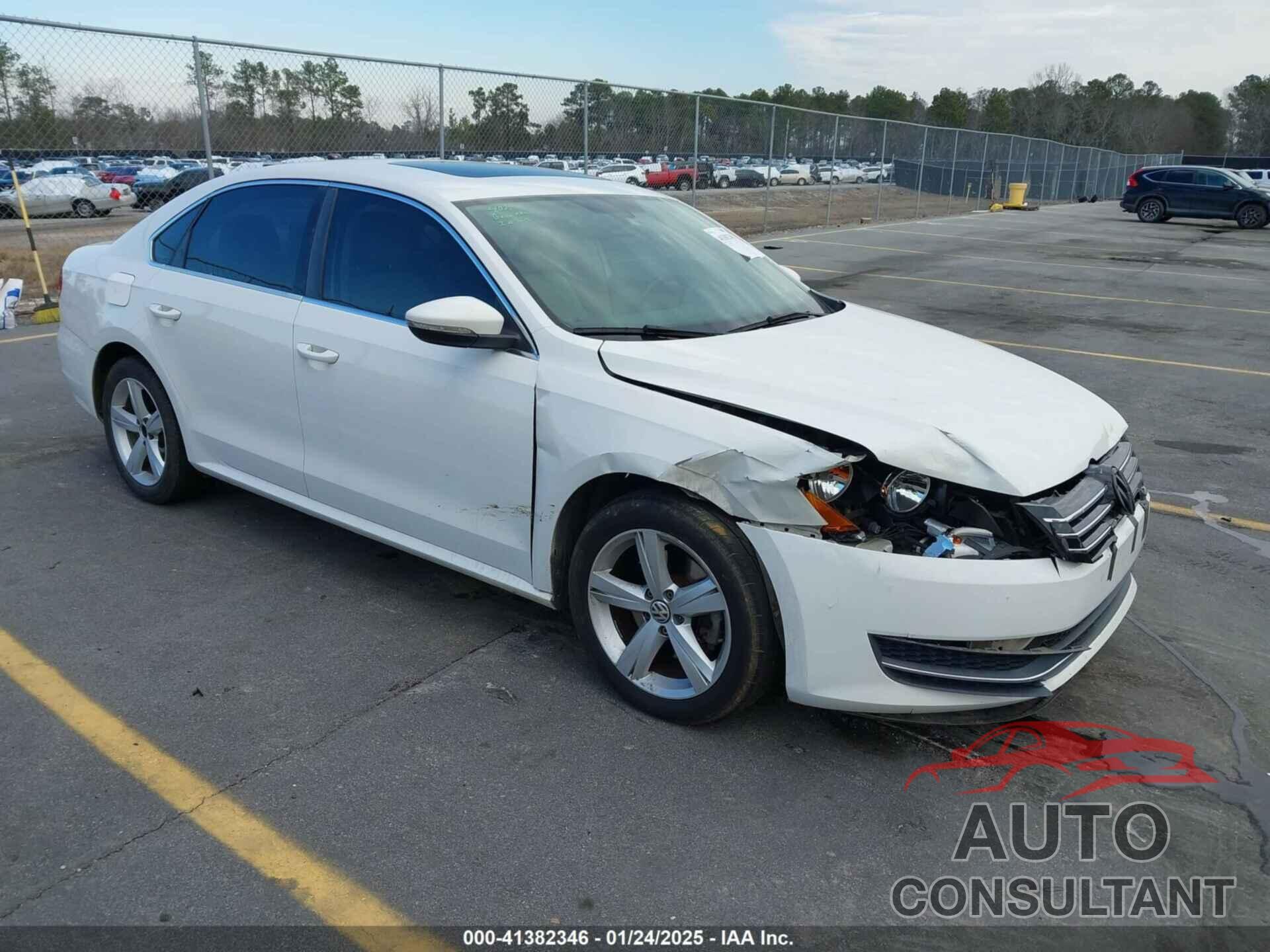 VOLKSWAGEN PASSAT 2012 - 1VWBH7A38CC095894