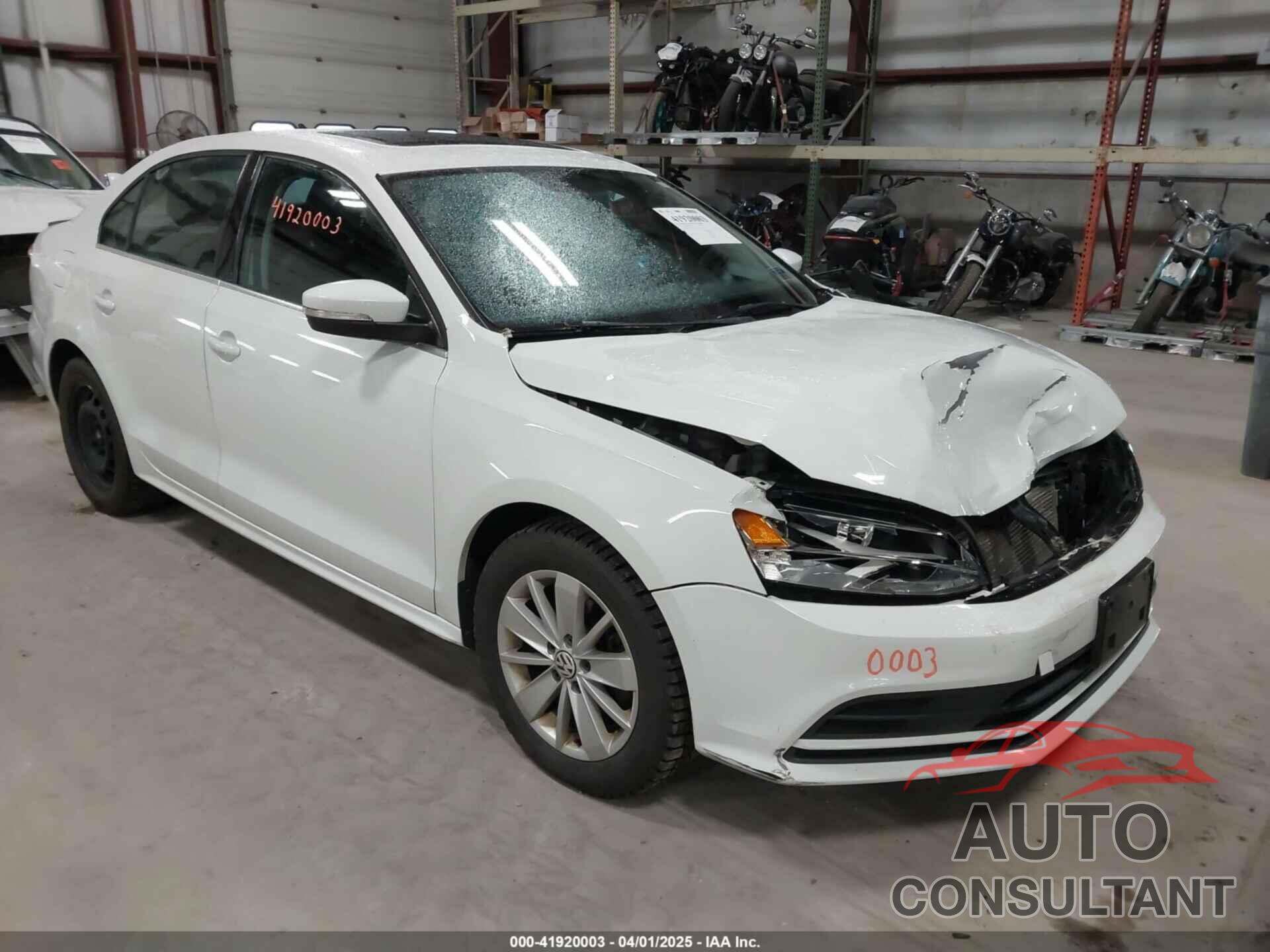 VOLKSWAGEN JETTA 2015 - 3VWD17AJ4FM319161
