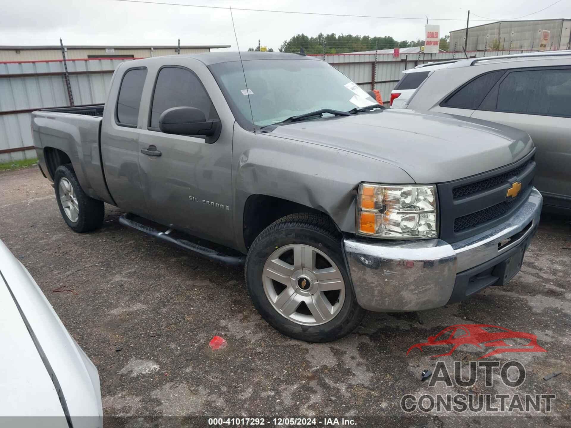 CHEVROLET SILVERADO 1500 2009 - 1GCEC19099Z110348
