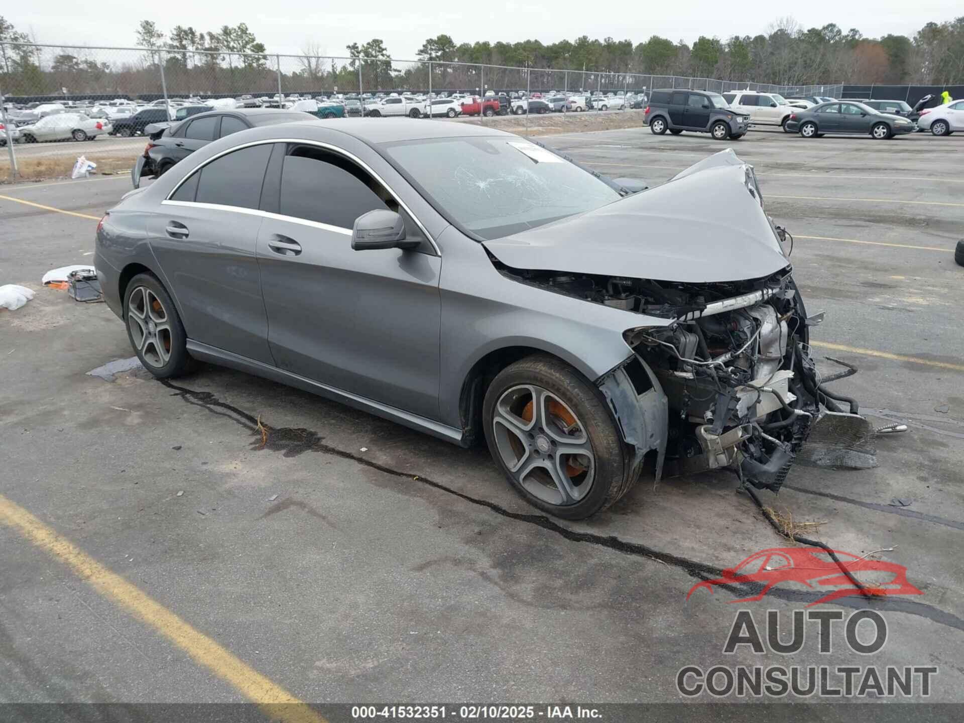 MERCEDES-BENZ CLA 250 2014 - WDDSJ4EB4EN057034