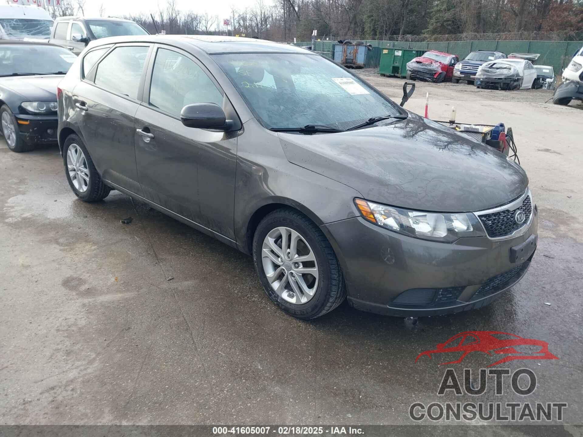KIA FORTE 2011 - KNAFU5A27B5349705
