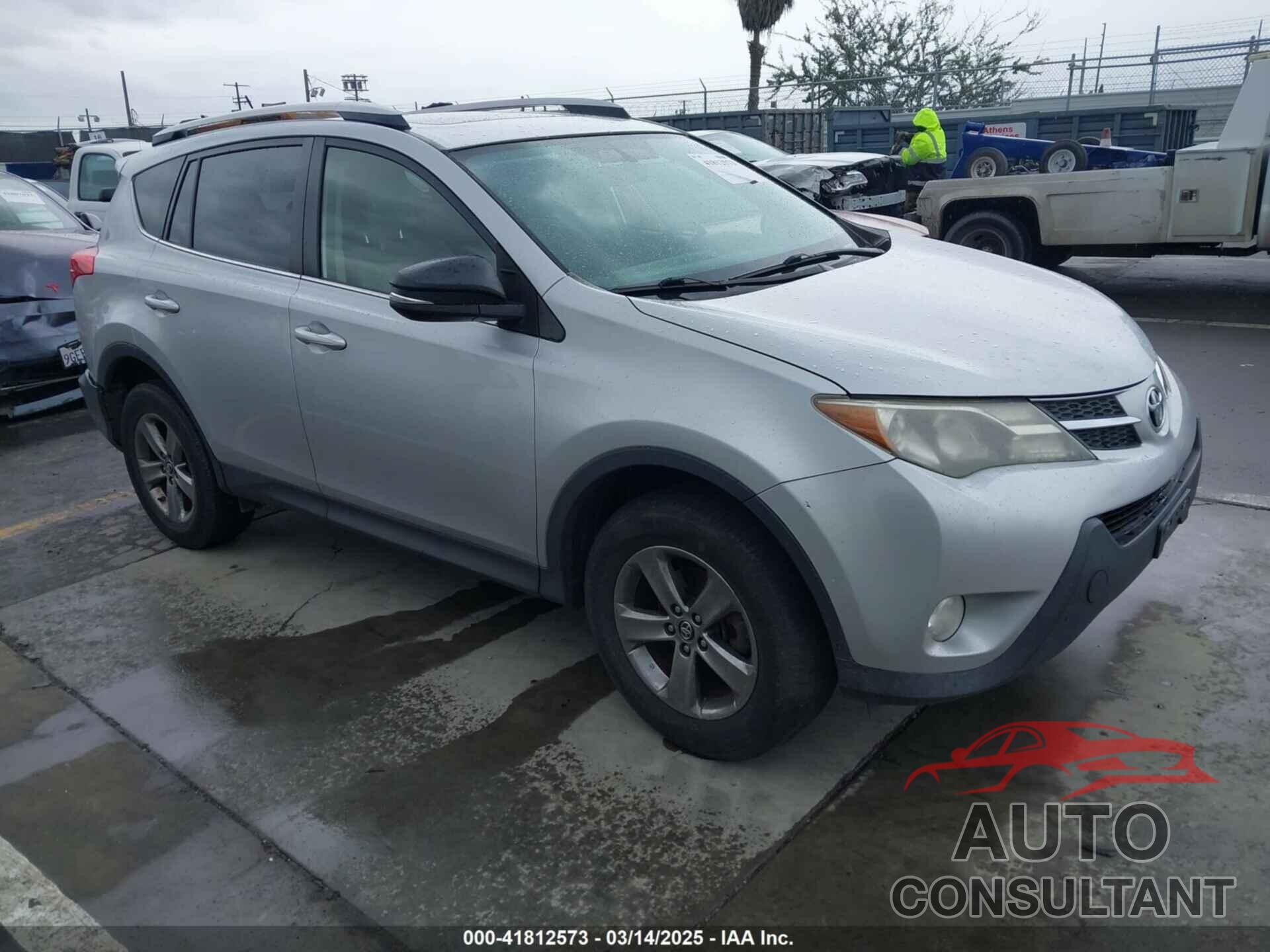 TOYOTA RAV4 2015 - JTMWFREV3FD065878