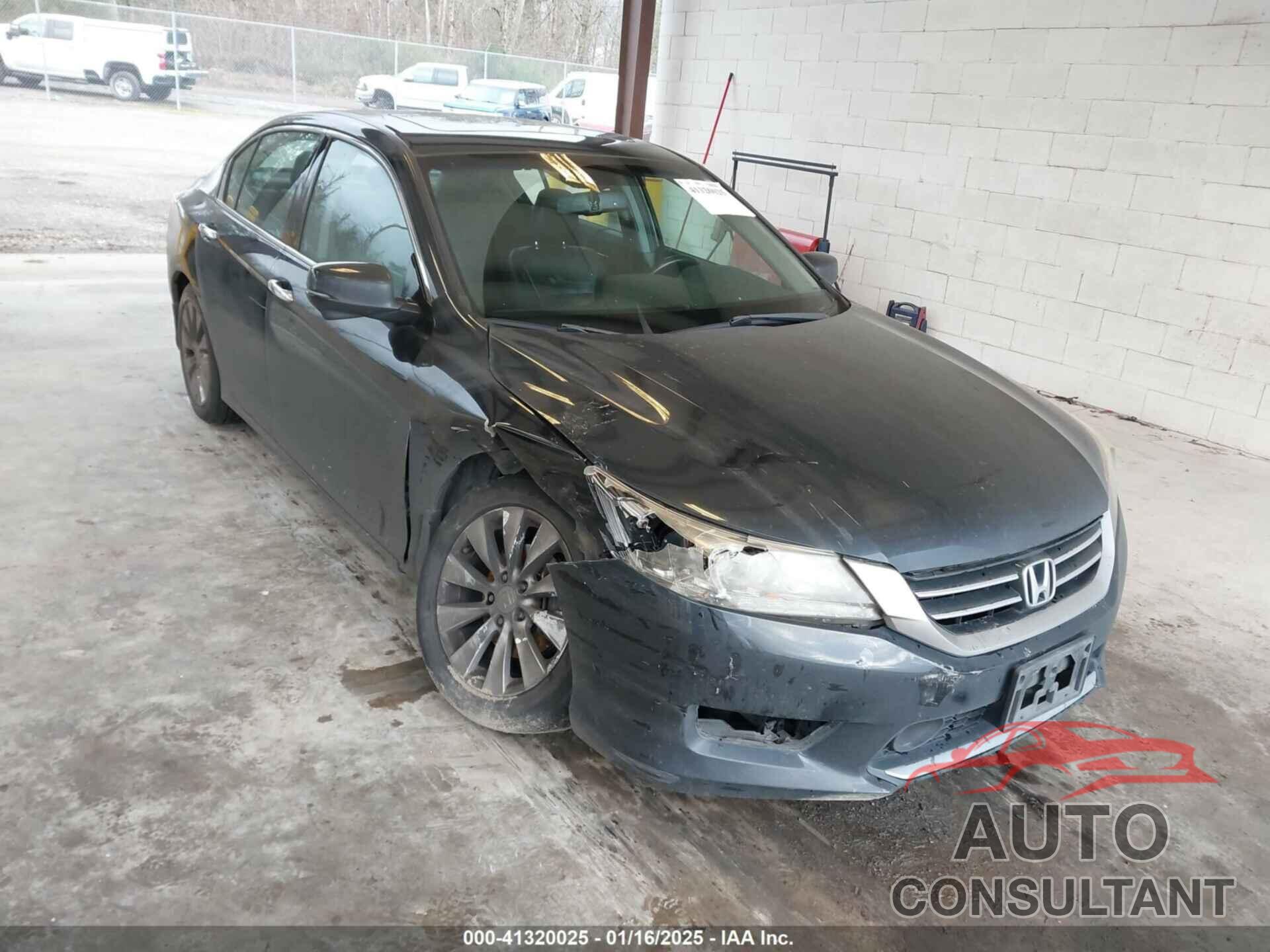 HONDA ACCORD 2013 - 1HGCR3F99DA028889