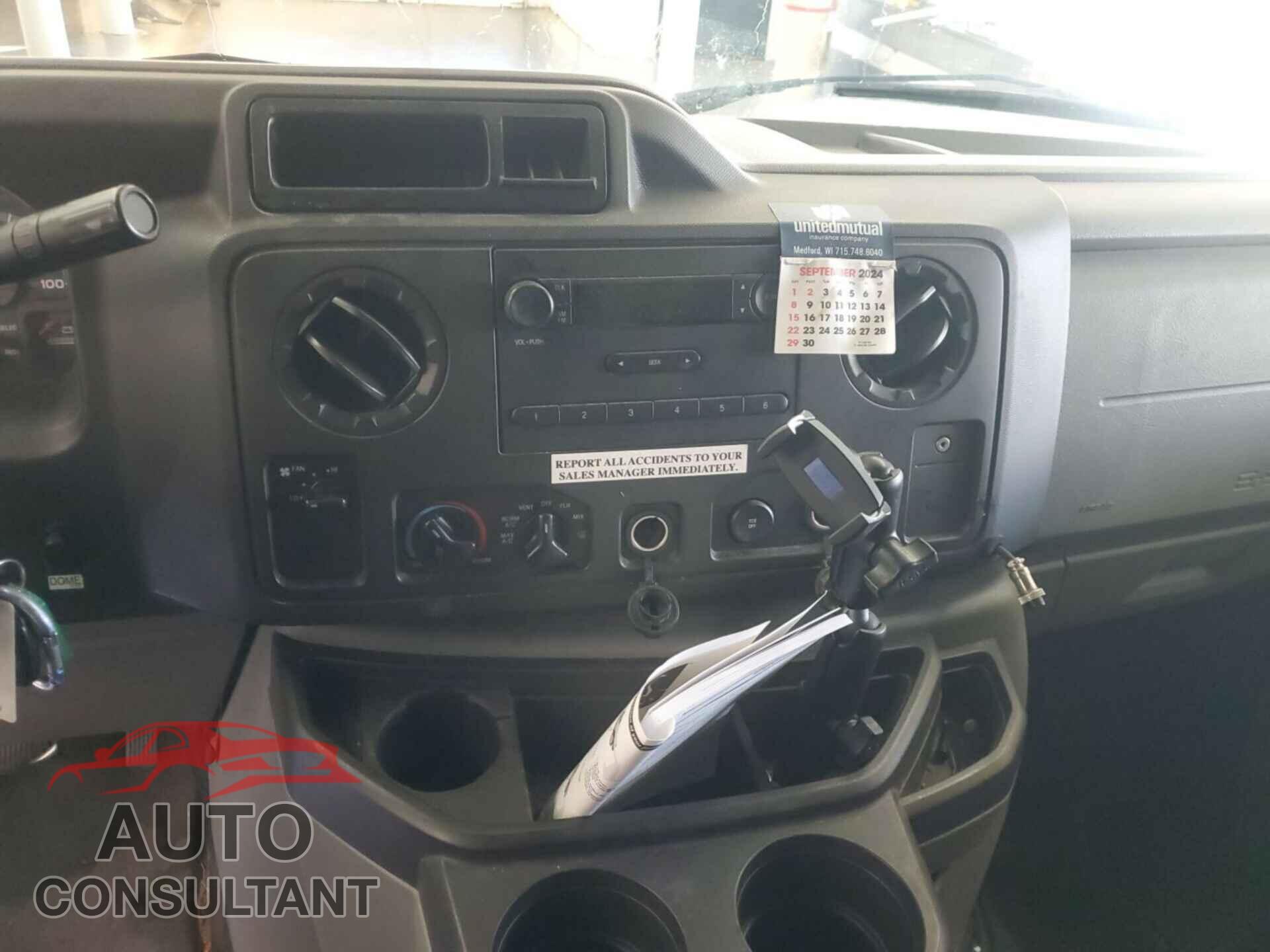 FORD ECONOLINE 2018 - 1FDXE4FS5JDC33295