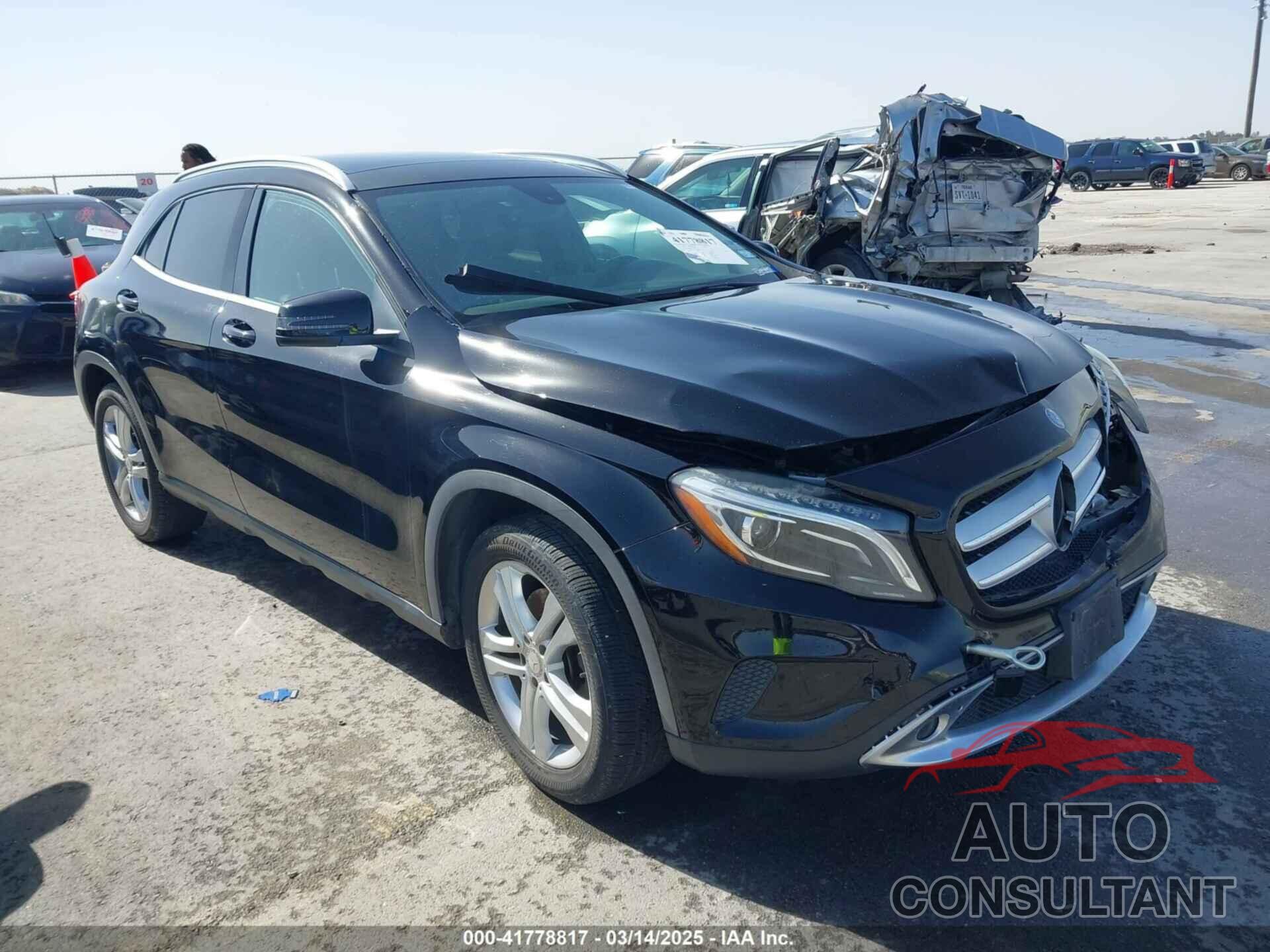 MERCEDES-BENZ GLA 250 2015 - WDCTG4GBXFJ035245