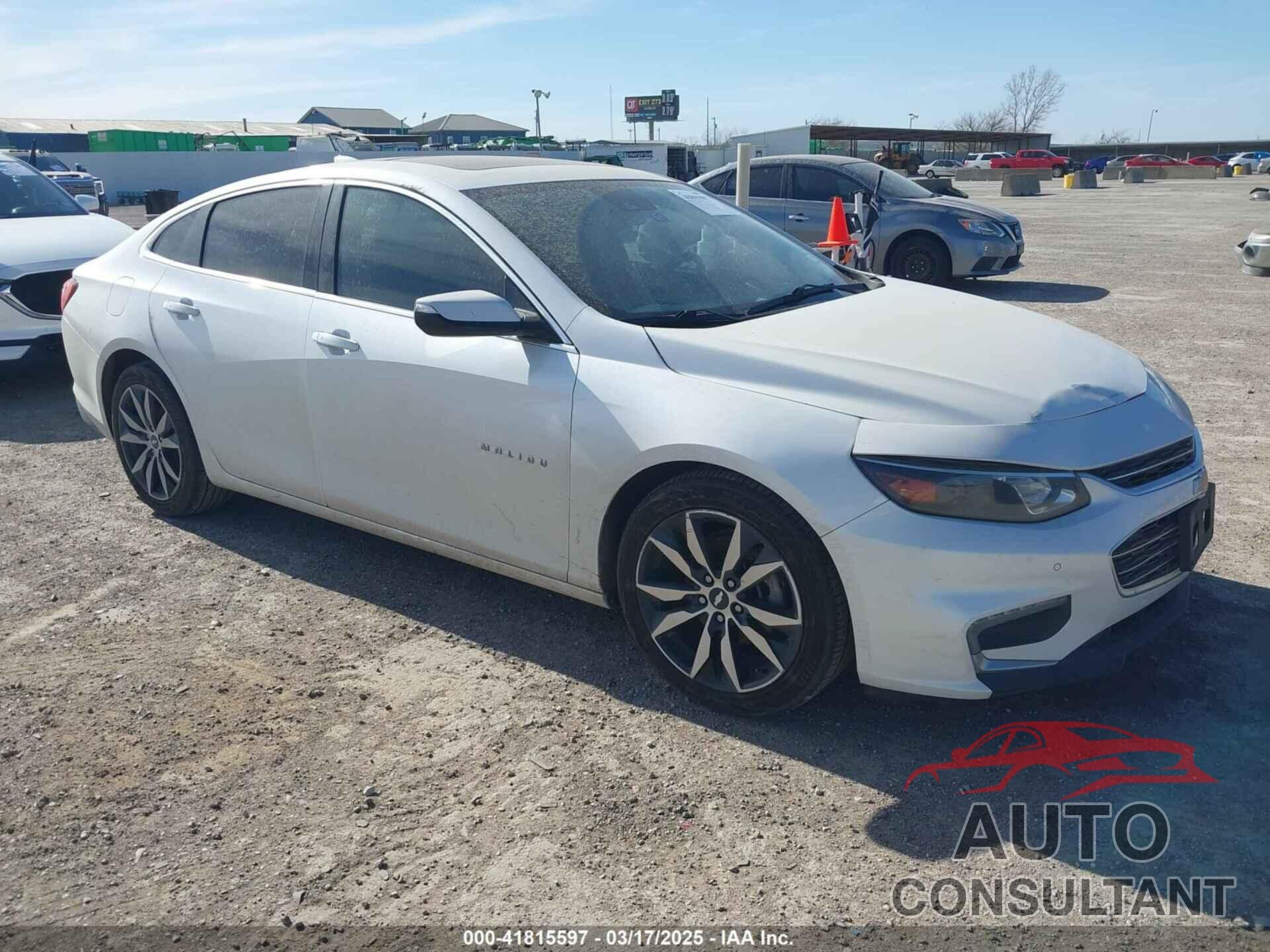 CHEVROLET MALIBU 2017 - 1G1ZE5ST5HF141922