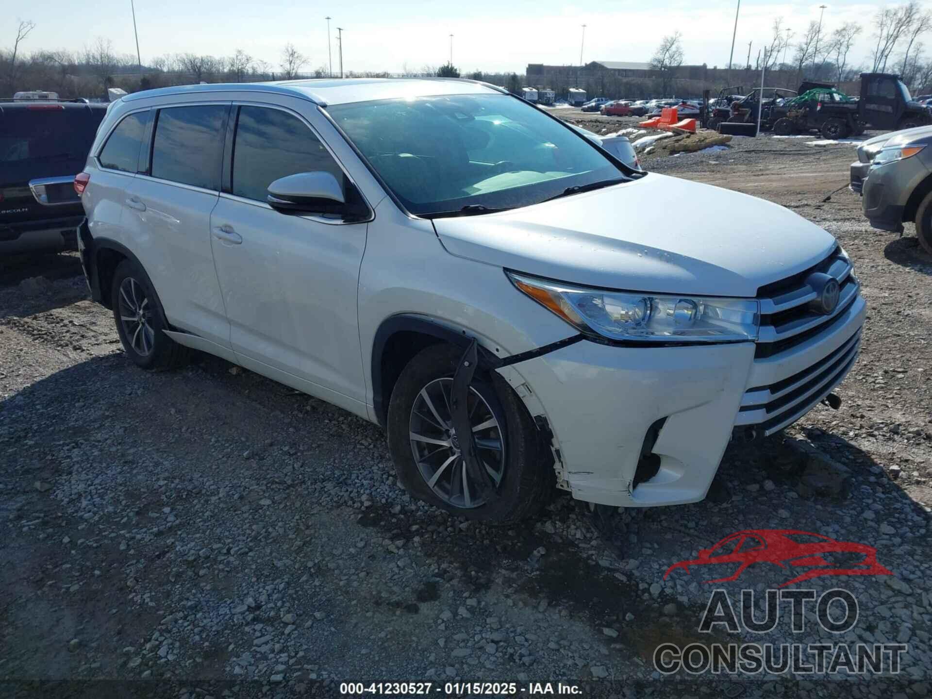 TOYOTA HIGHLANDER 2017 - 5TDKZRFH5HS189589