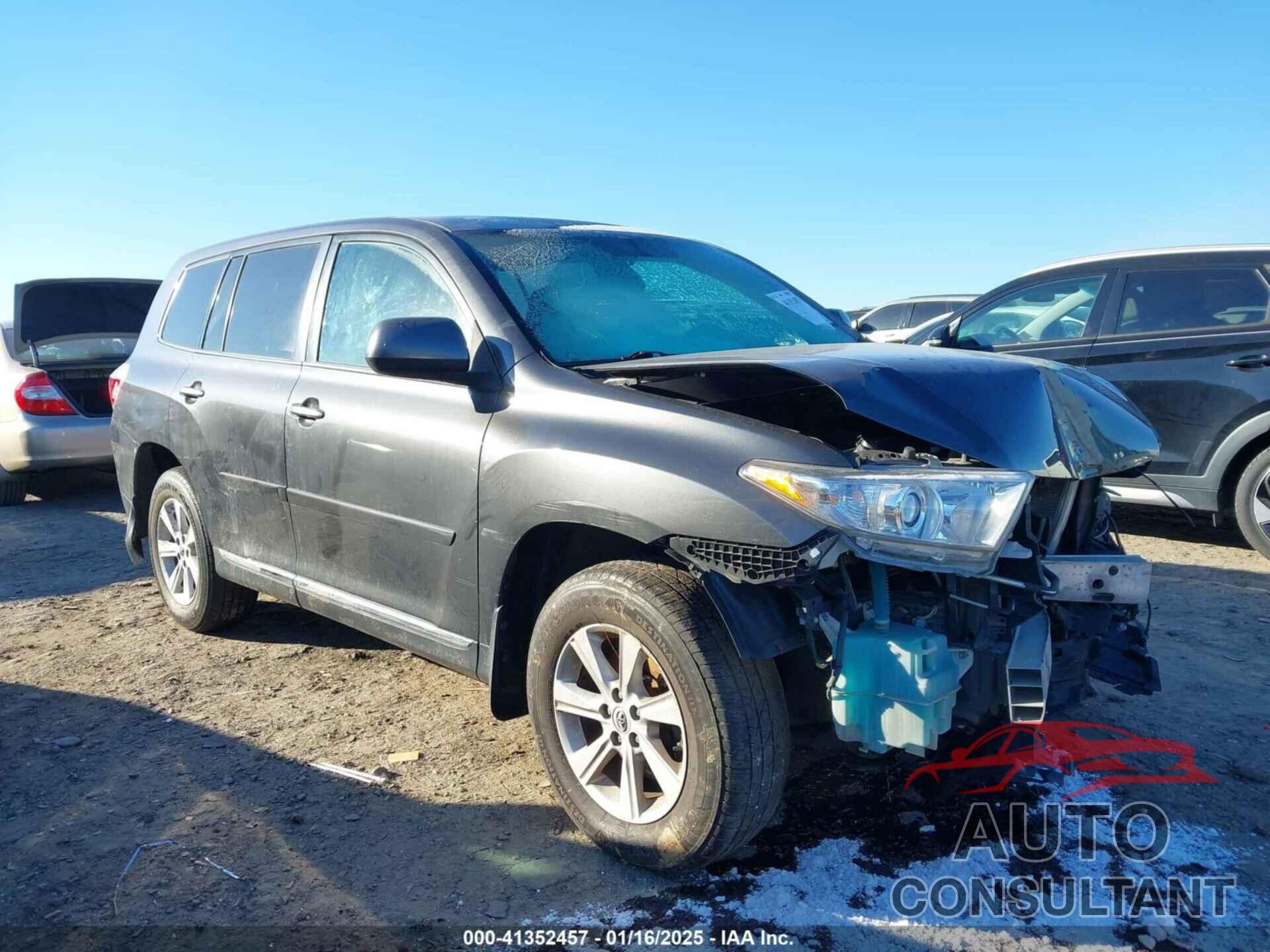 TOYOTA HIGHLANDER 2013 - 5TDBK3EH9DS214328