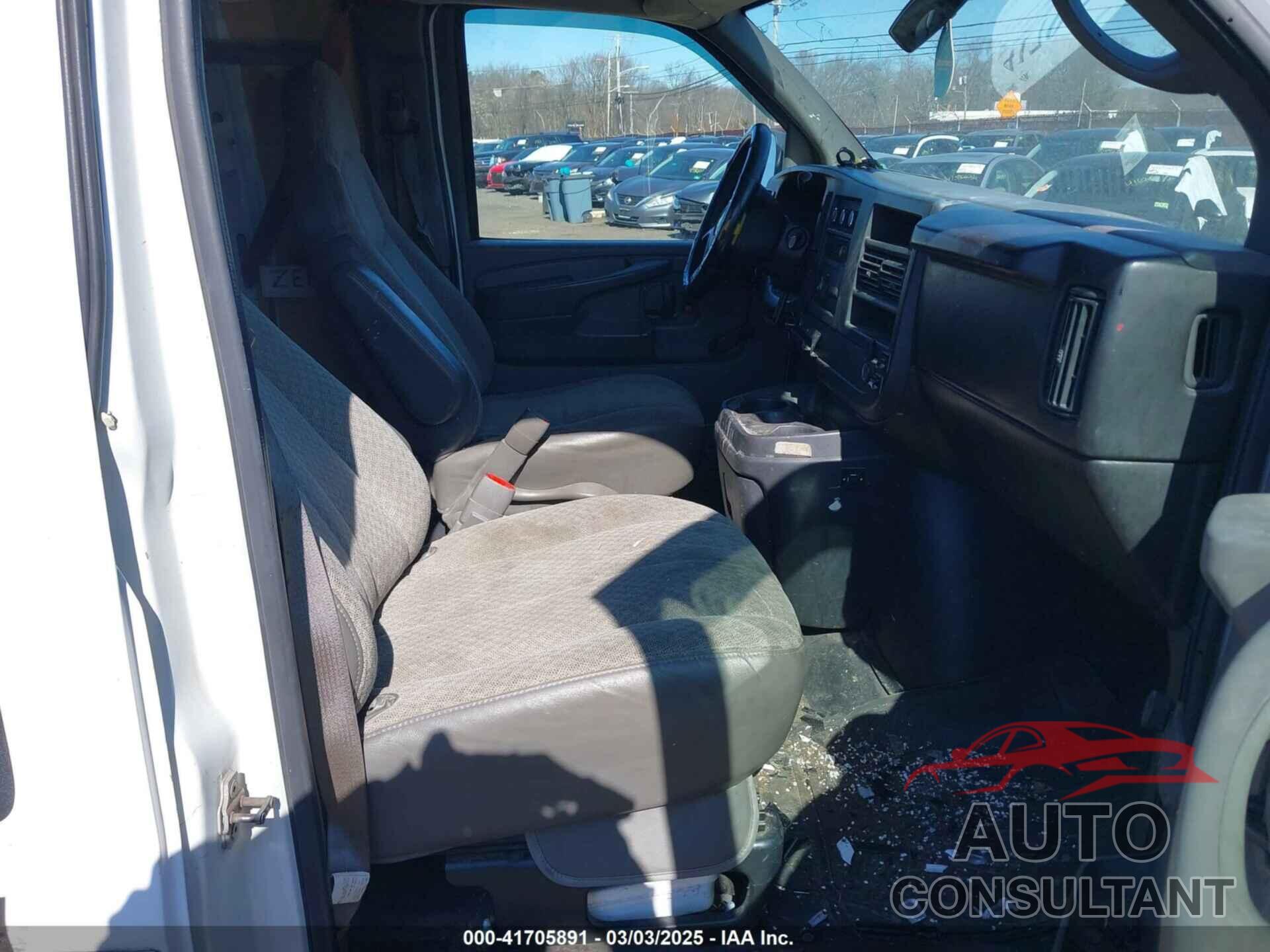 CHEVROLET EXPRESS 3500 2009 - 1GCHG39K691116282