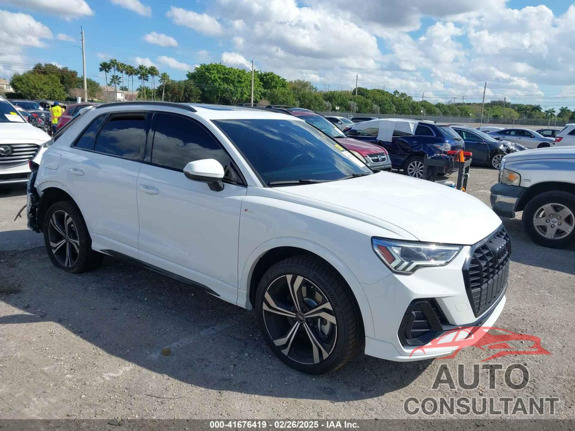 AUDI Q3 2024 - WA1EECF39R1136414
