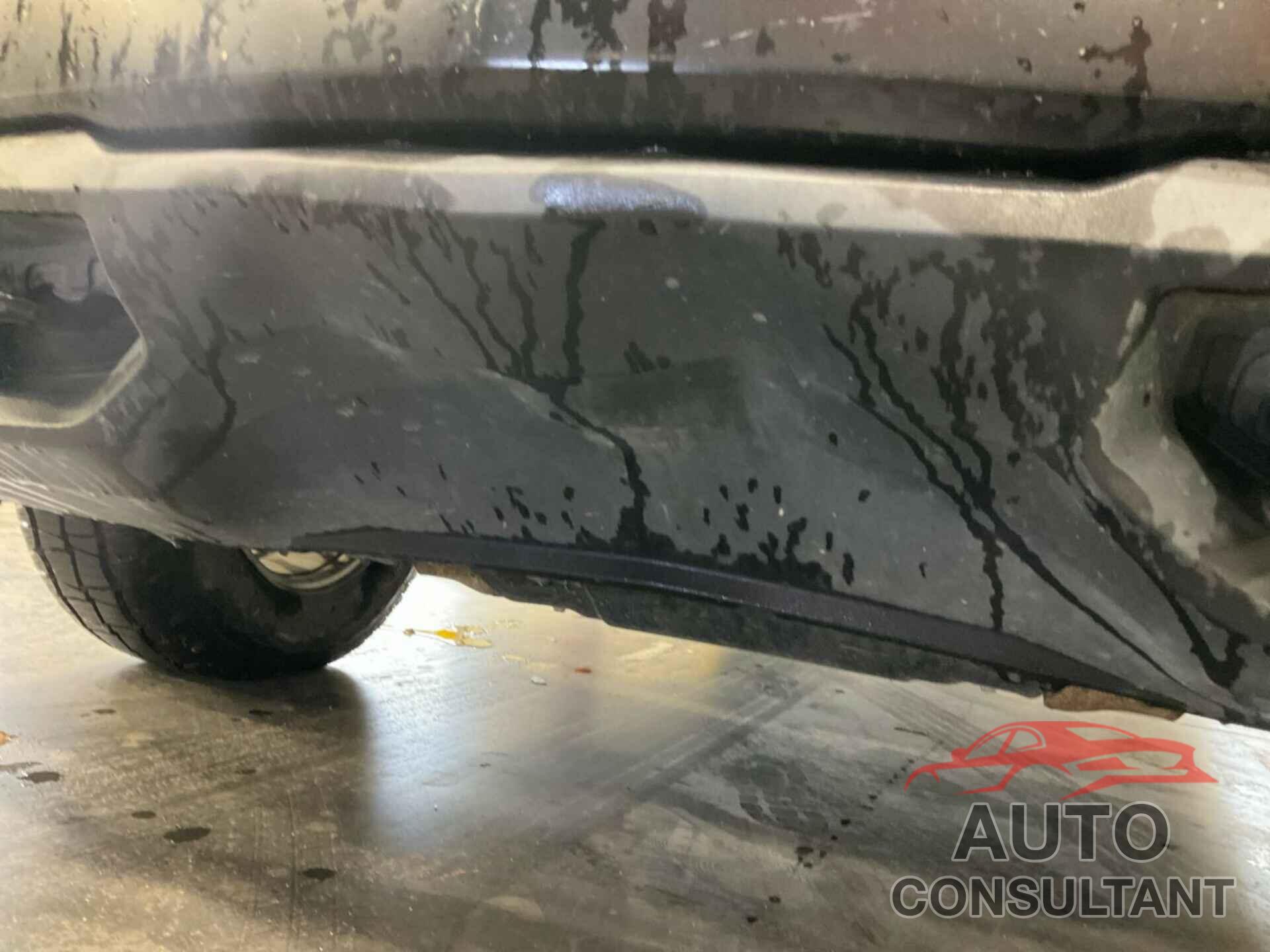 CHEVROLET SILVERADO 1500 2019 - 1GCRYAEH0KZ261292