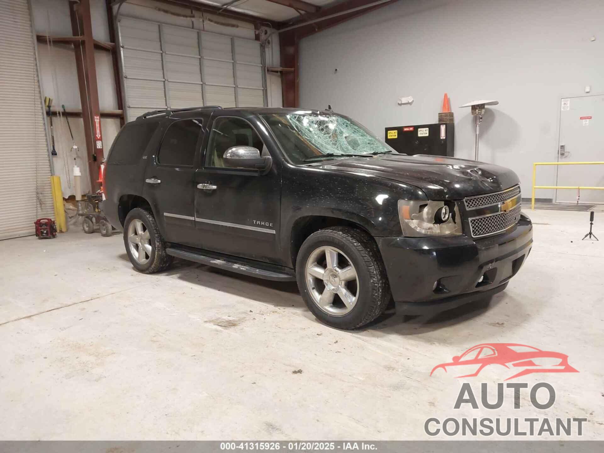 CHEVROLET TAHOE 2011 - 1GNSCCE03BR199786