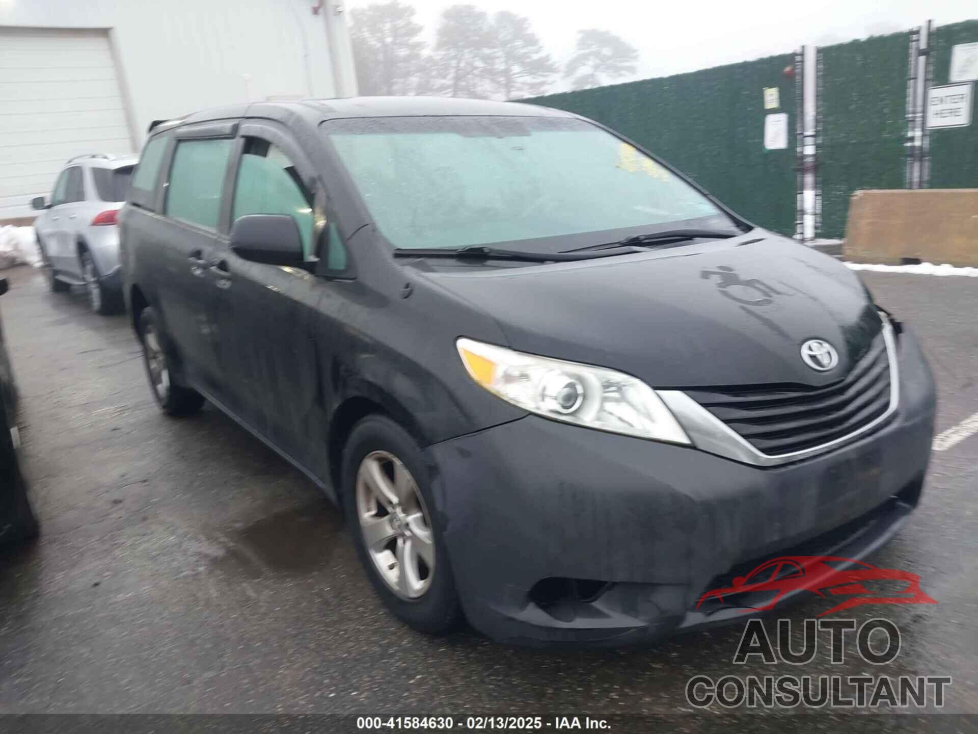 TOYOTA SIENNA 2014 - 5TDZK3DC9ES444537