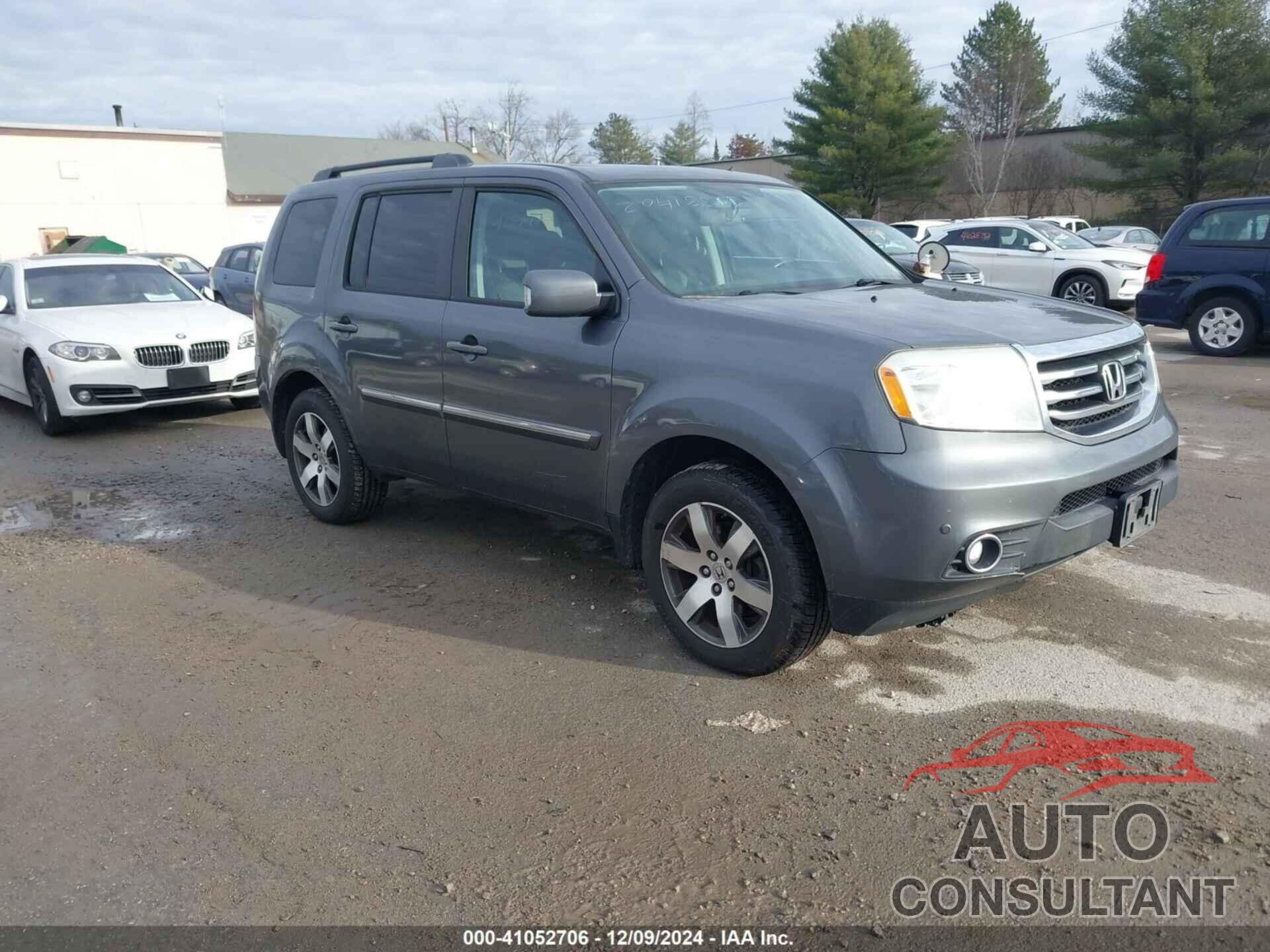 HONDA PILOT 2013 - 5FNYF4H93DB008032