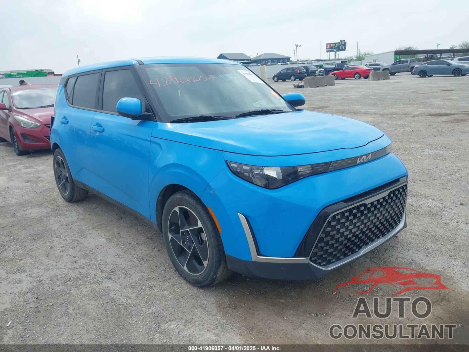 KIA SOUL 2023 - KNDJ33AU2P7216562