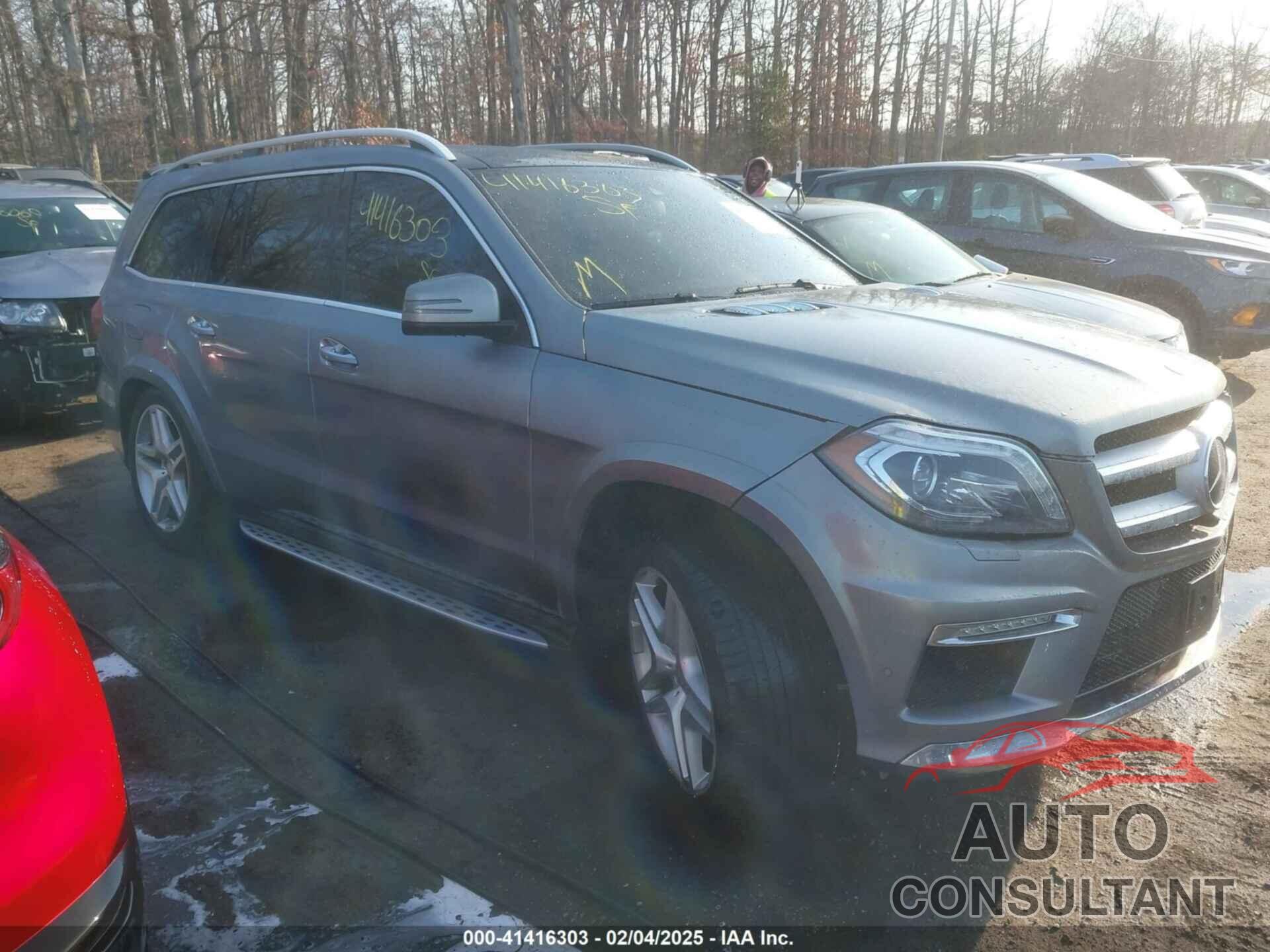MERCEDES-BENZ GL 550 2016 - 4JGDF7DE3GA658765